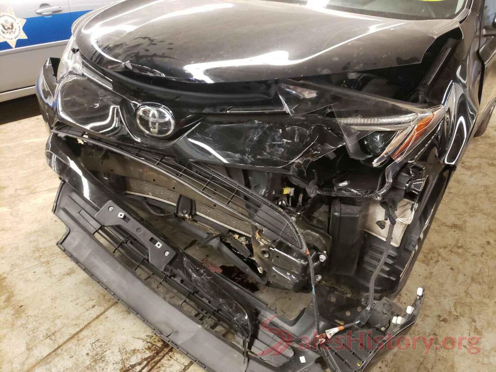 2T3BFREV9HW591212 2017 TOYOTA RAV4