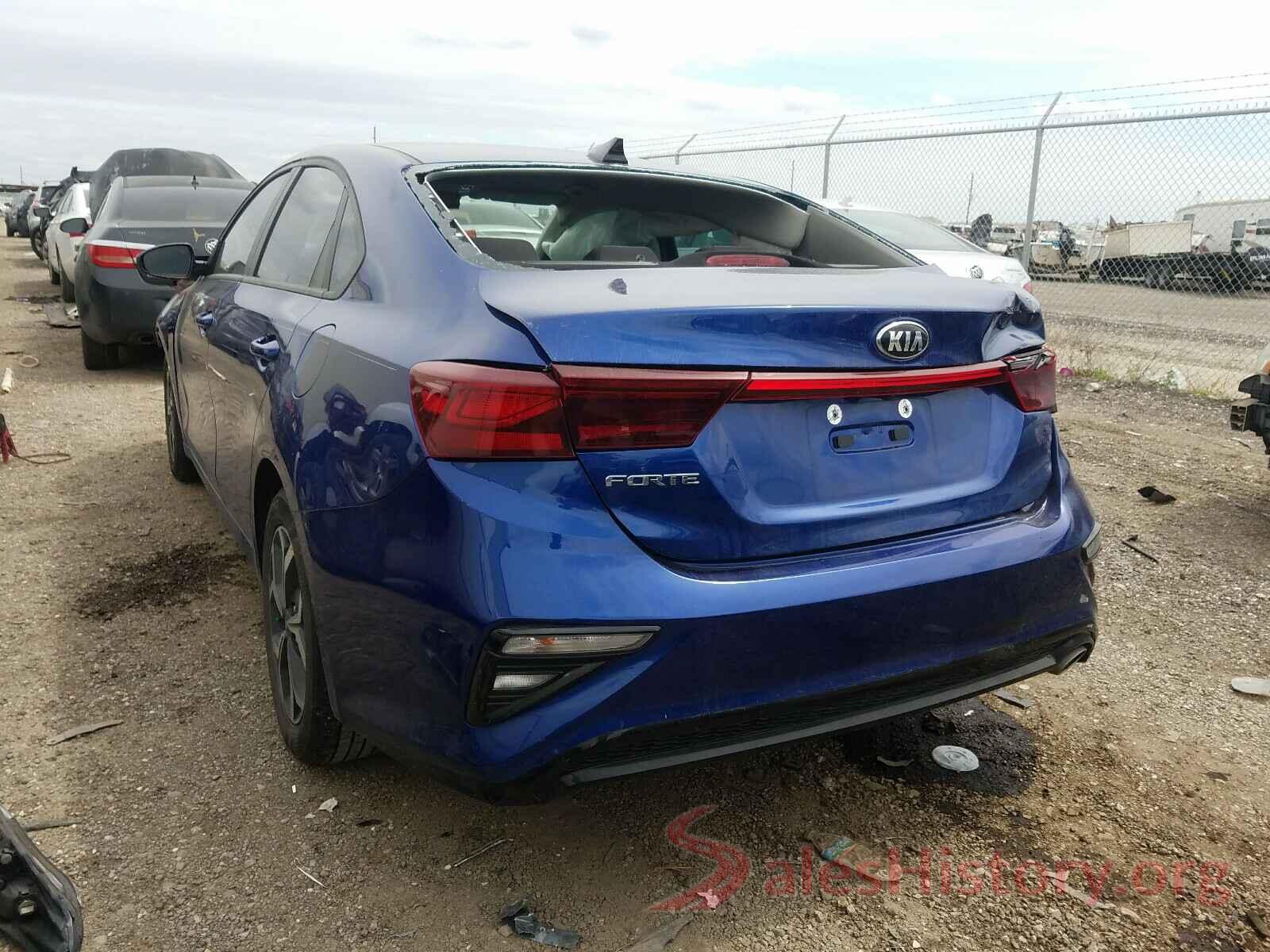 3KPF24AD7KE072398 2019 KIA FORTE