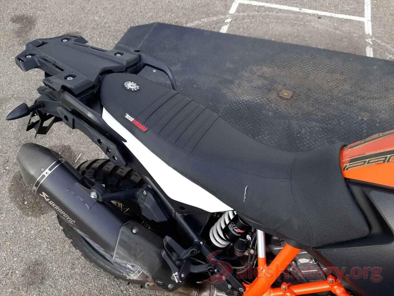 VBKV59403JM990365 2018 KTM MOTORCYCLE