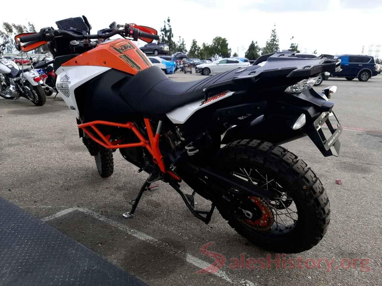 VBKV59403JM990365 2018 KTM MOTORCYCLE