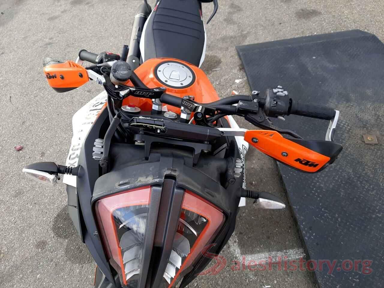 VBKV59403JM990365 2018 KTM MOTORCYCLE