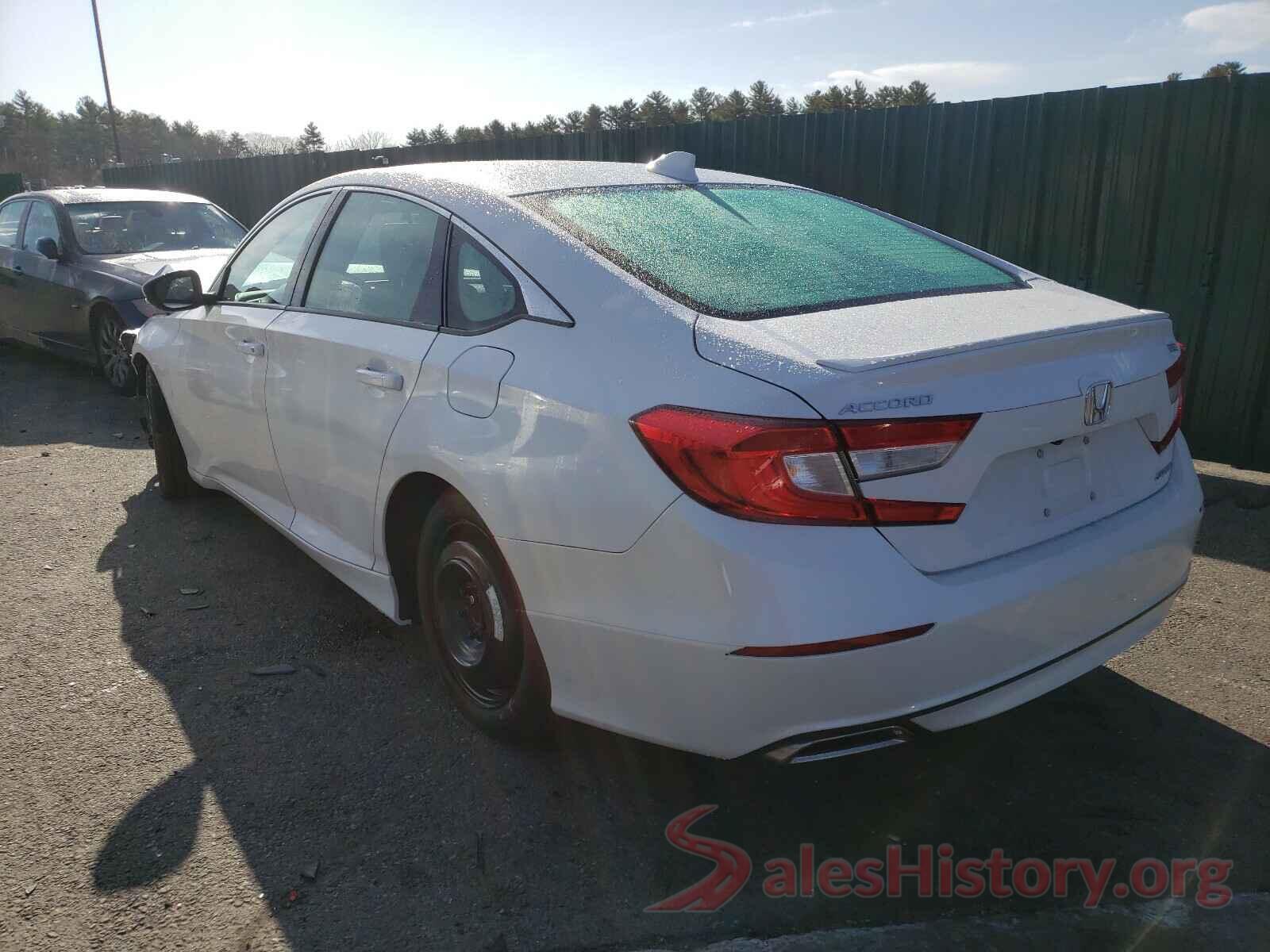 1HGCV1F37JA082117 2018 HONDA ACCORD