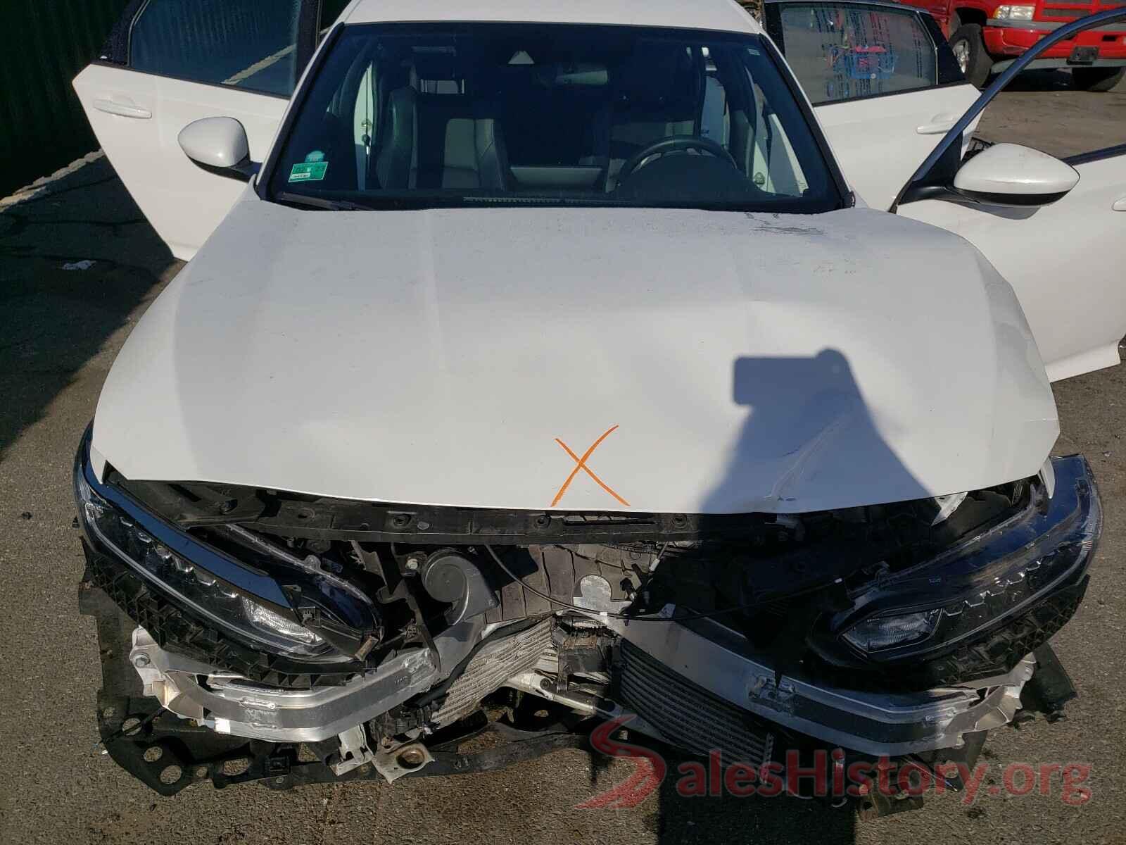 1HGCV1F37JA082117 2018 HONDA ACCORD