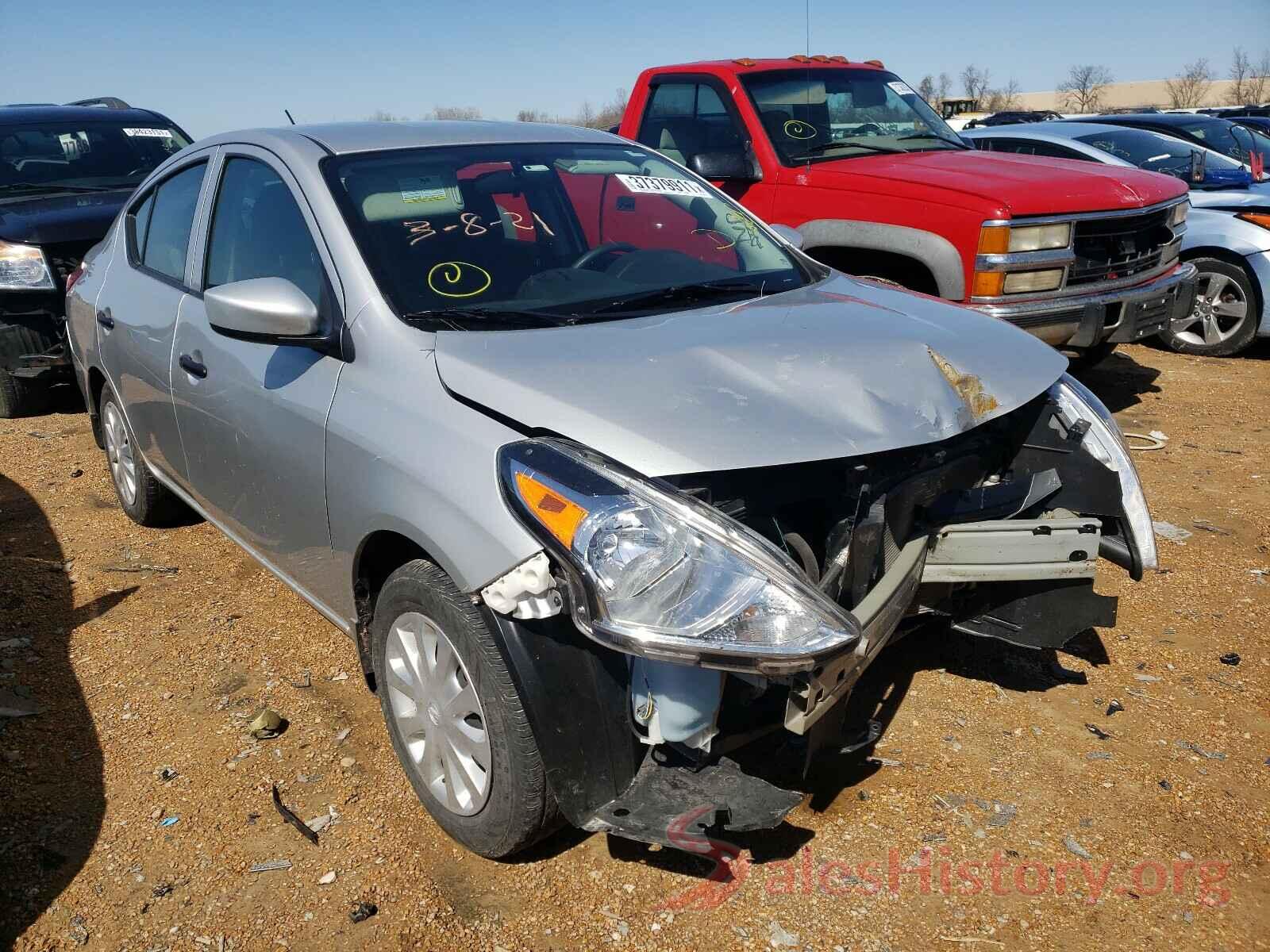 3N1CN7APXKL804933 2019 NISSAN VERSA