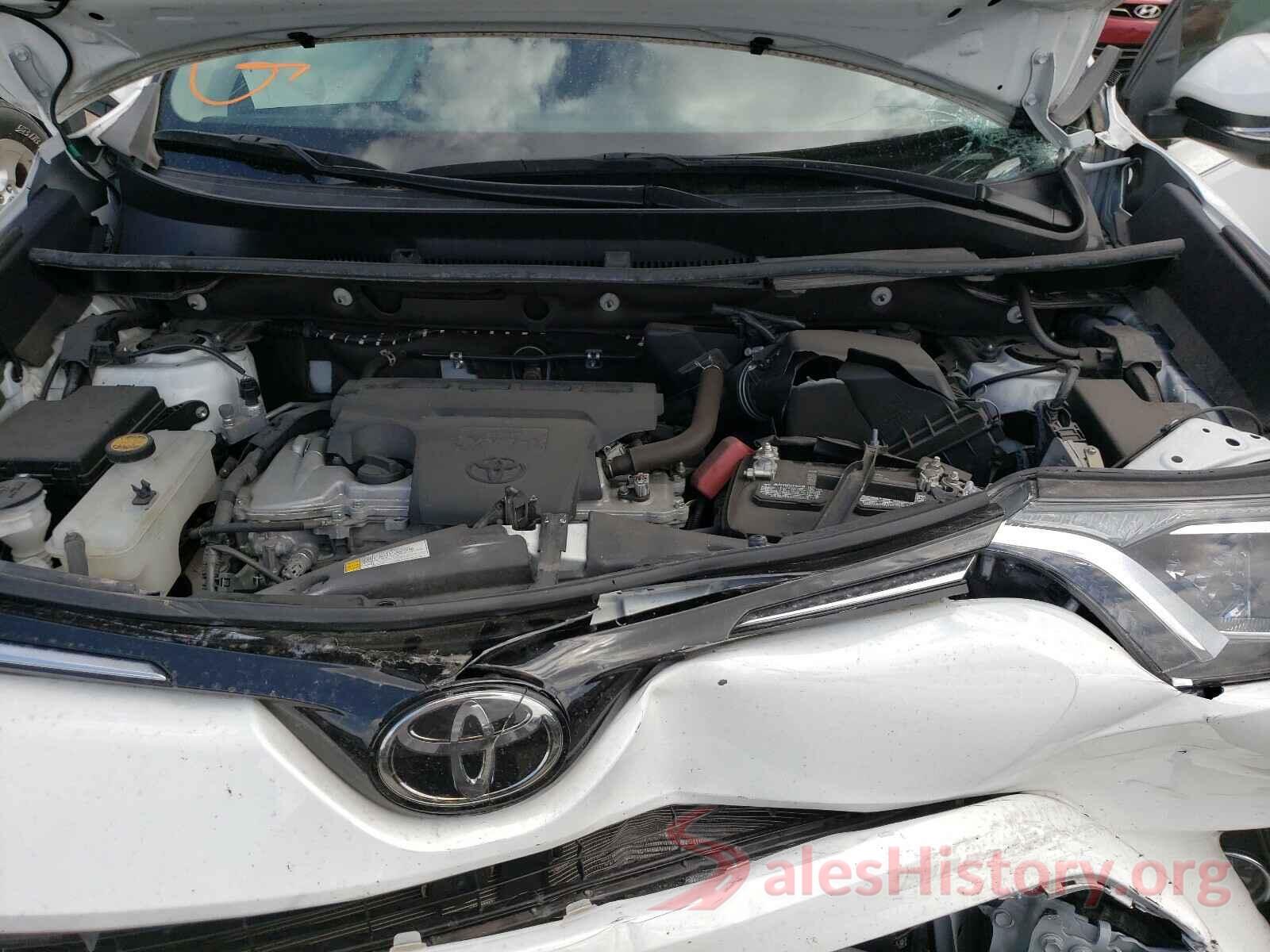 2T3WFREV4JW481725 2018 TOYOTA RAV4