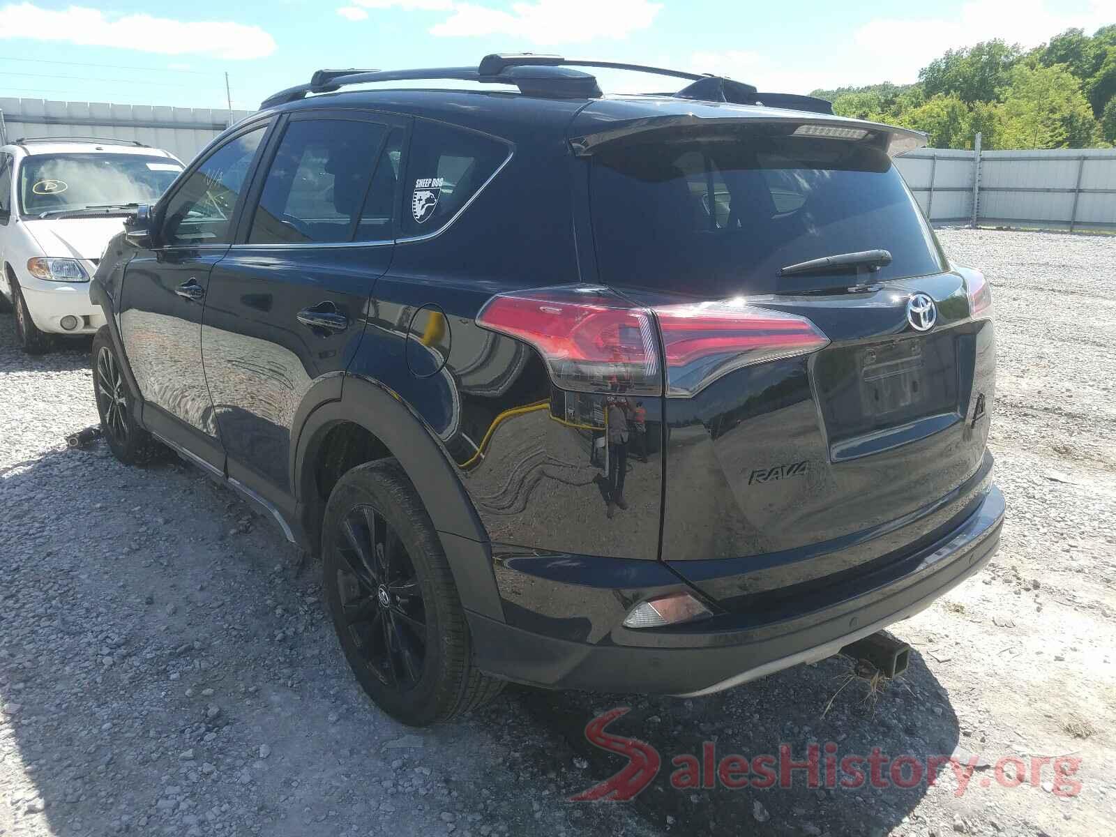 2T3RFREV9JW820119 2018 TOYOTA RAV4