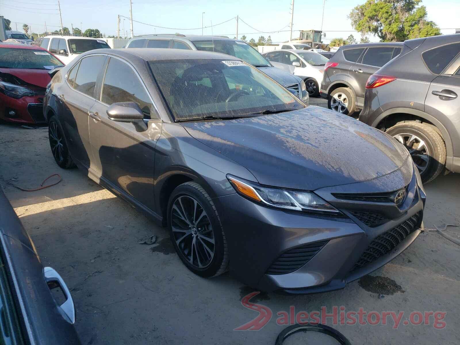 4T1B11HK0KU747672 2019 TOYOTA CAMRY