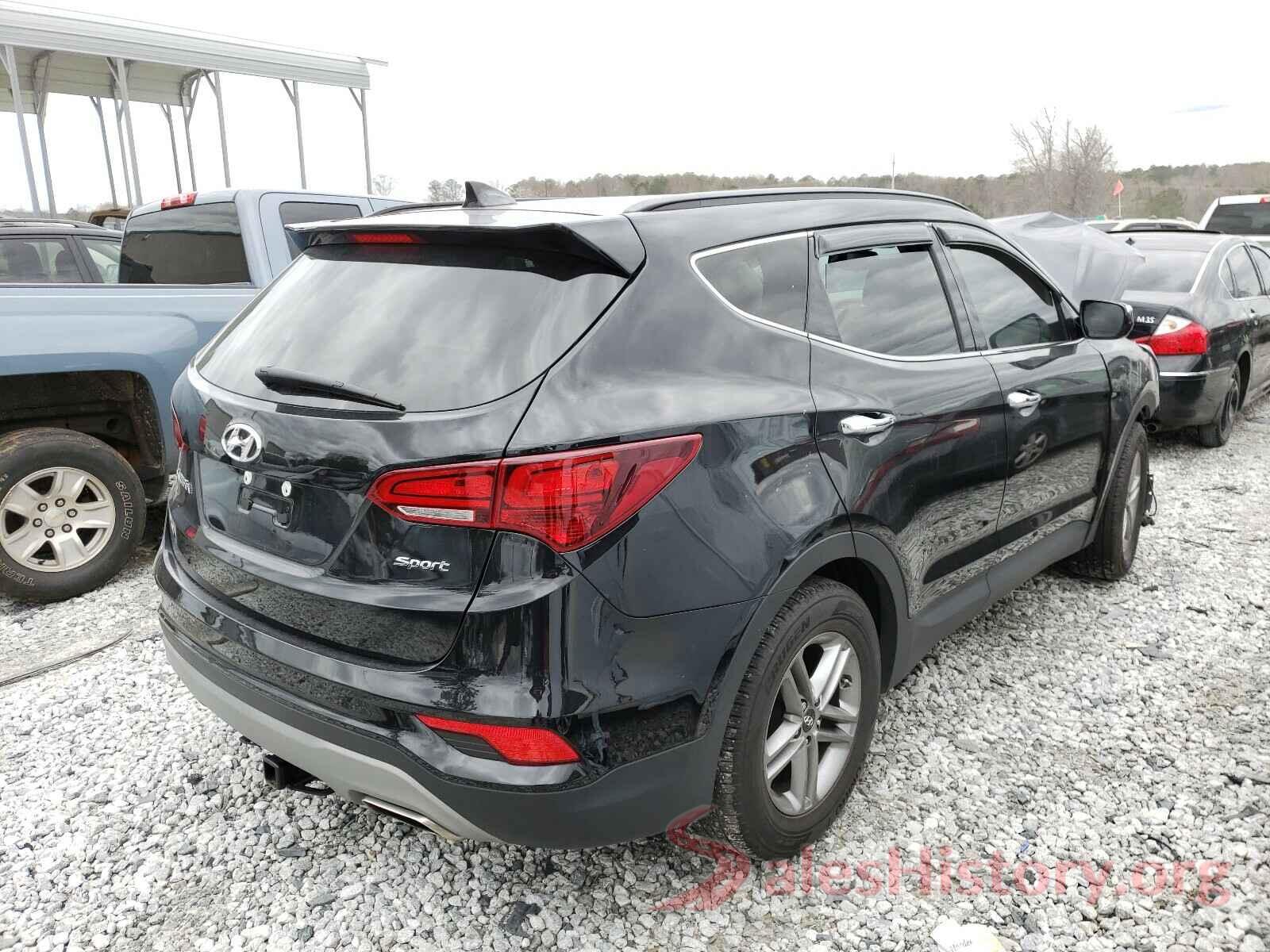 5NMZU3LB3JH095715 2018 HYUNDAI SANTA FE