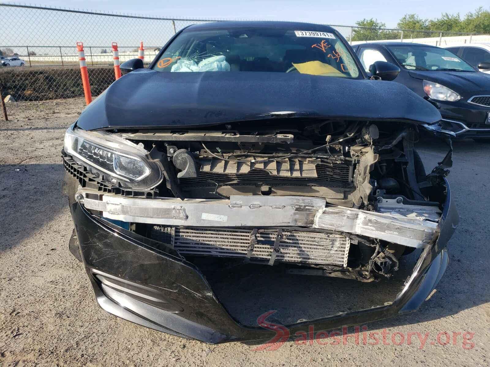 1HGCV1F17JA023423 2018 HONDA ACCORD