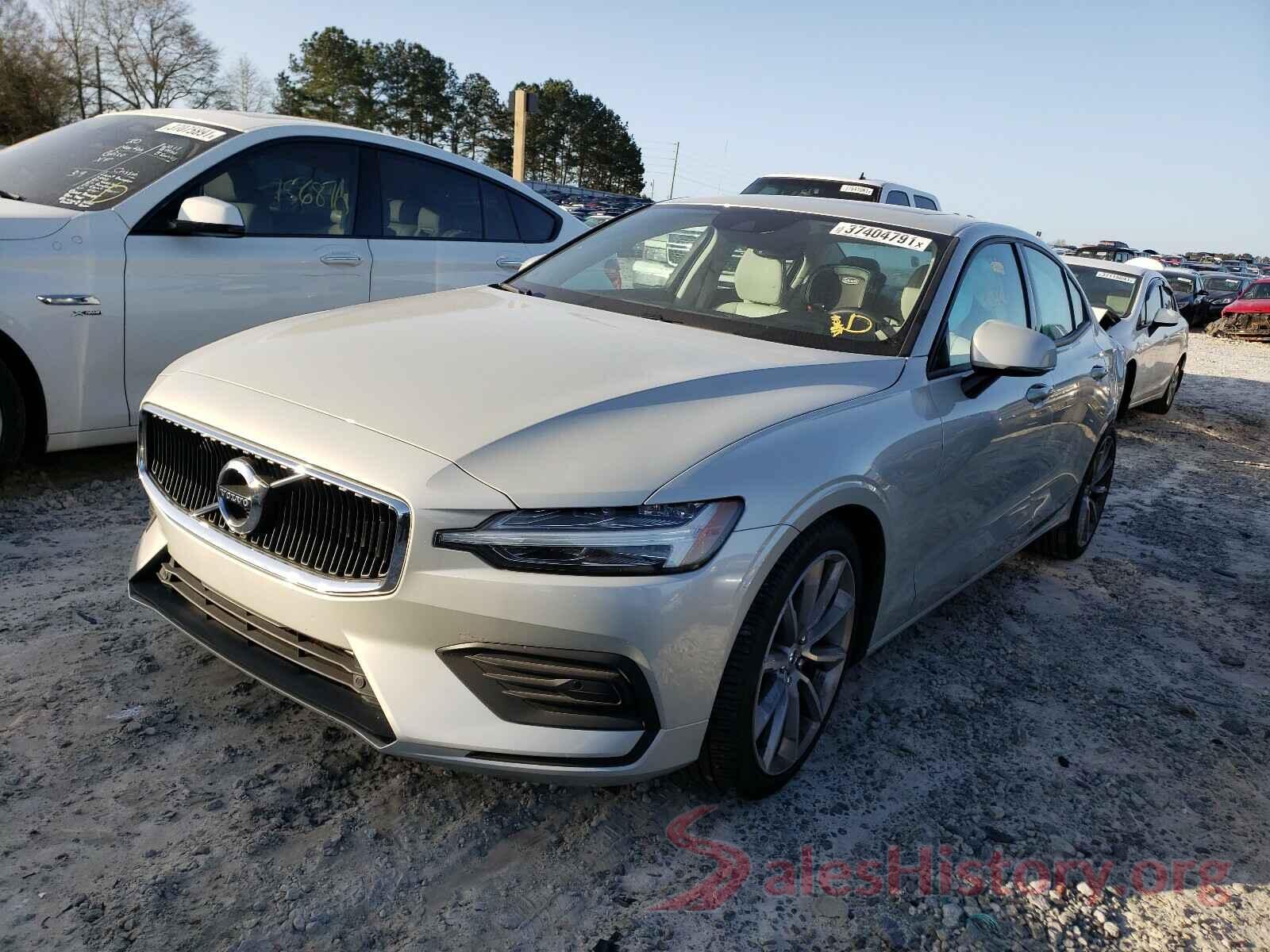 7JRA22TKXKG002440 2019 VOLVO S60