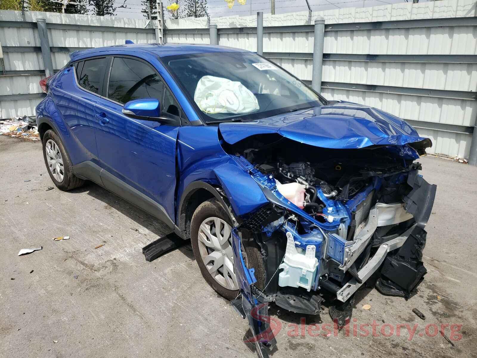 NMTKHMBXXLR104109 2020 TOYOTA C-HR