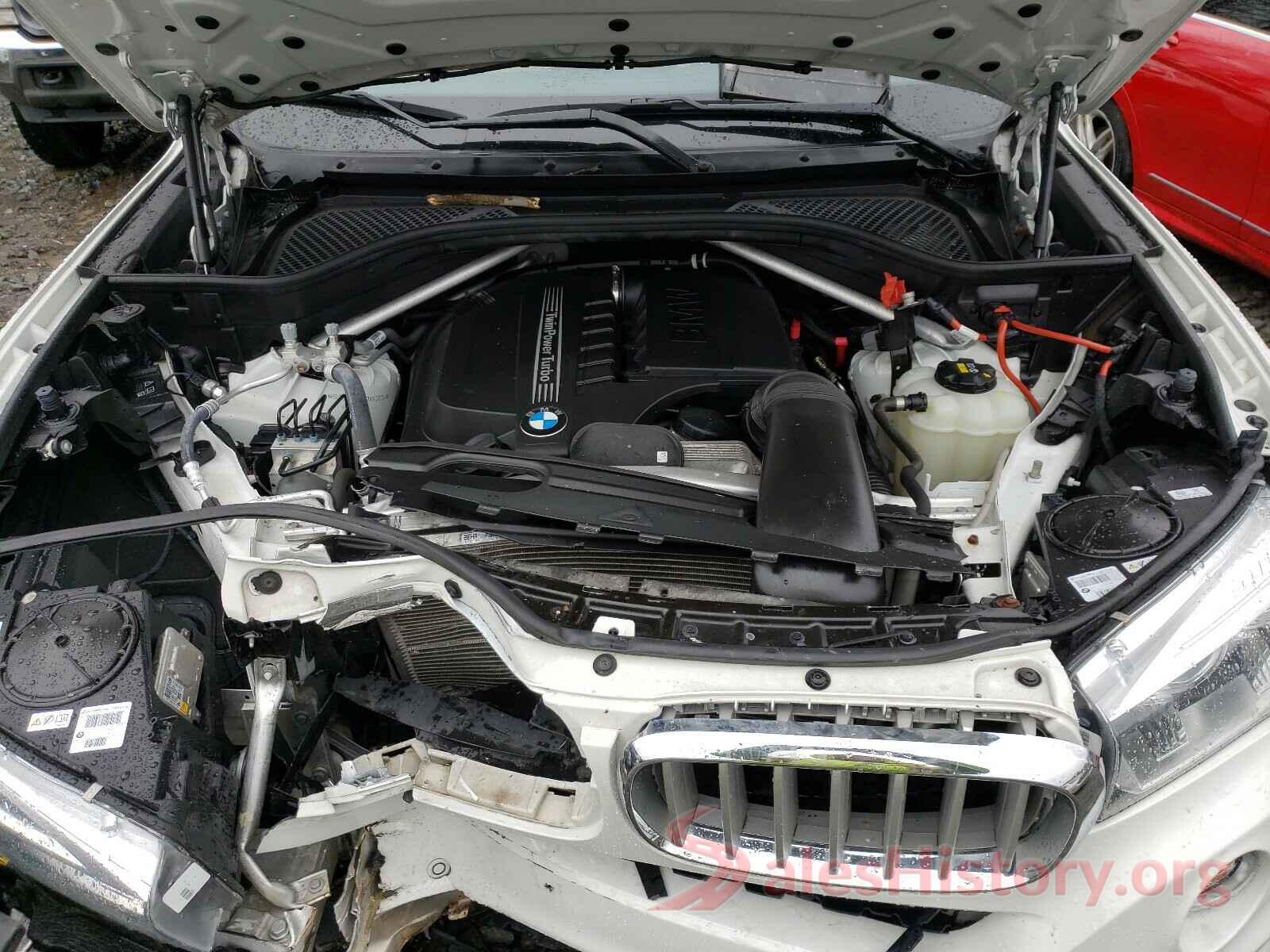 5UXKR0C56J0X92824 2018 BMW X5