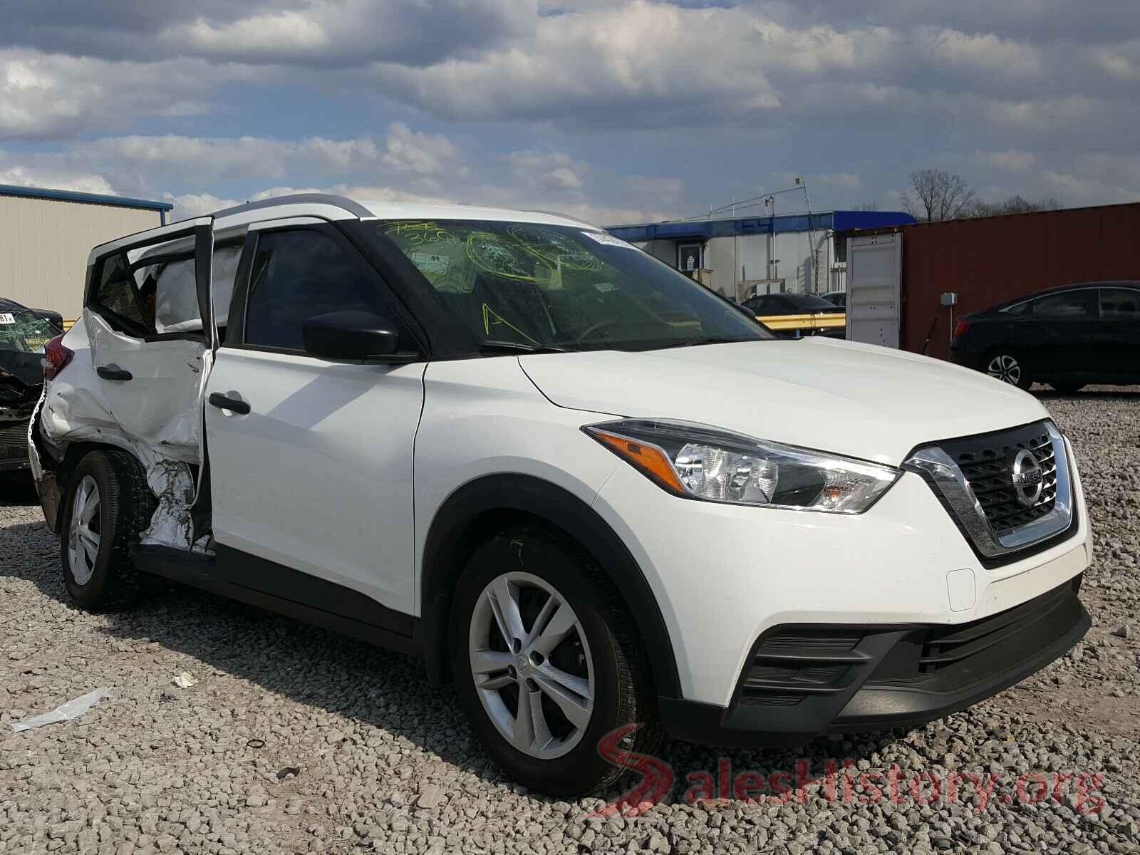 3N1CP5CU7KL563348 2019 NISSAN KICKS