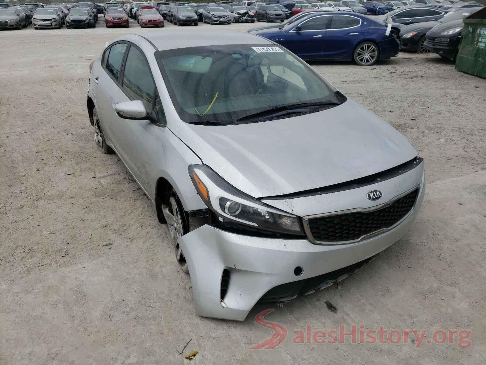 3KPFK4A7XJE194746 2018 KIA FORTE