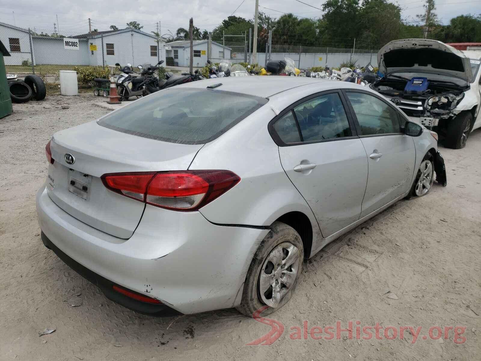 3KPFK4A7XJE194746 2018 KIA FORTE