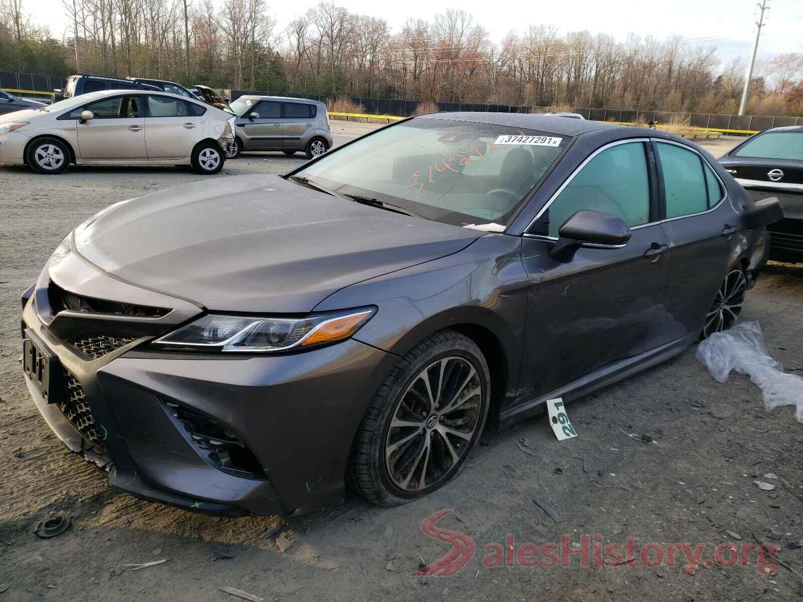 4T1B11HK3JU013123 2018 TOYOTA CAMRY