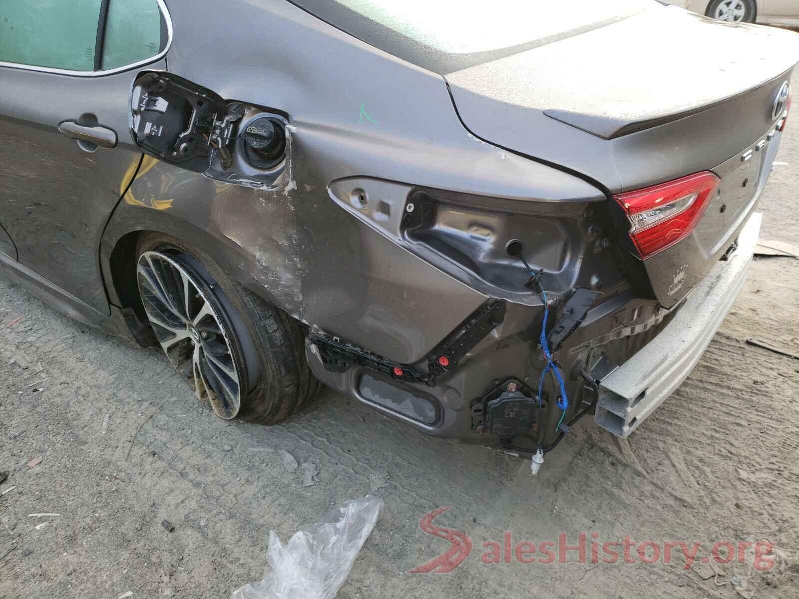 4T1B11HK3JU013123 2018 TOYOTA CAMRY