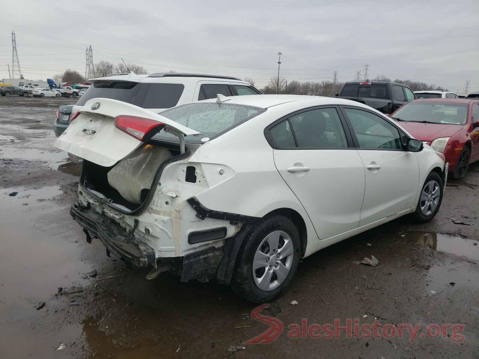 3KPFK4A70JE238561 2018 KIA FORTE