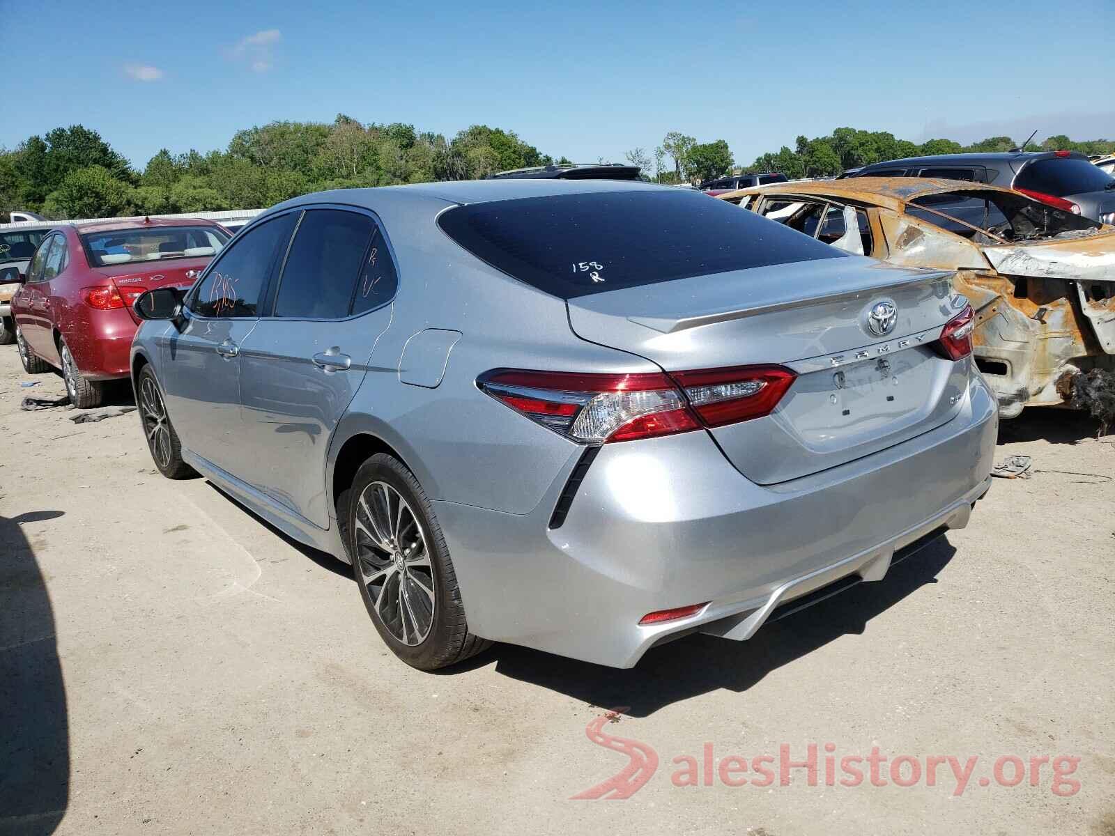 4T1B11HK0JU520805 2018 TOYOTA CAMRY