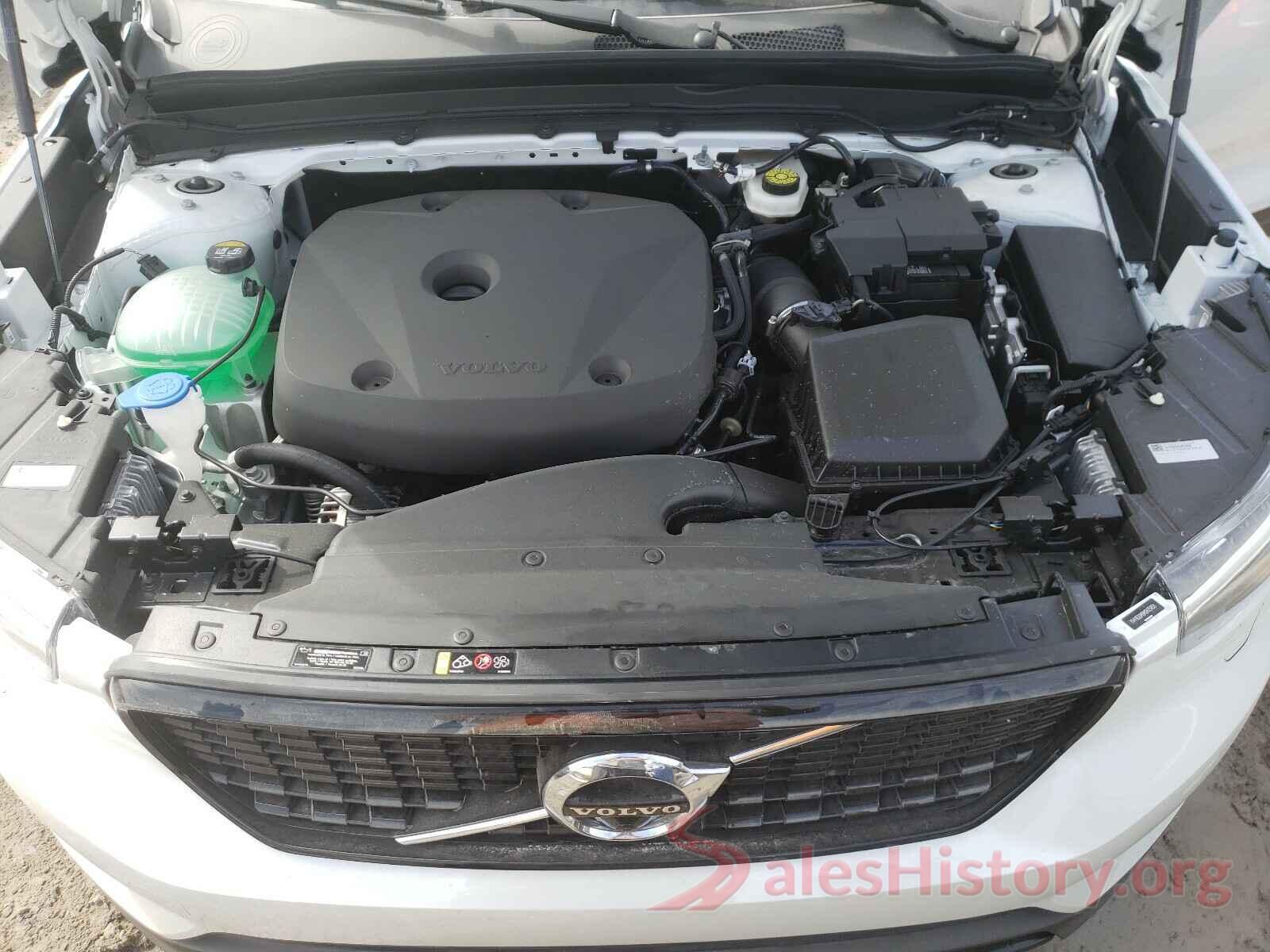 YV4162UM9M2425851 2021 VOLVO XC40