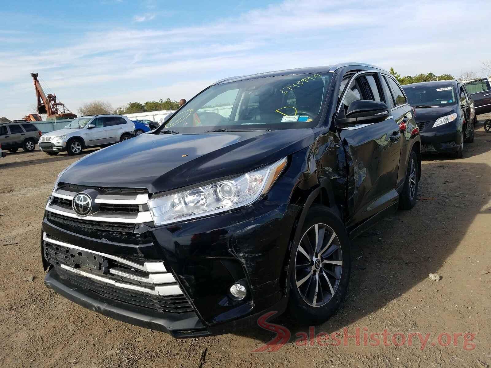 5TDJZRFH1JS831839 2018 TOYOTA HIGHLANDER