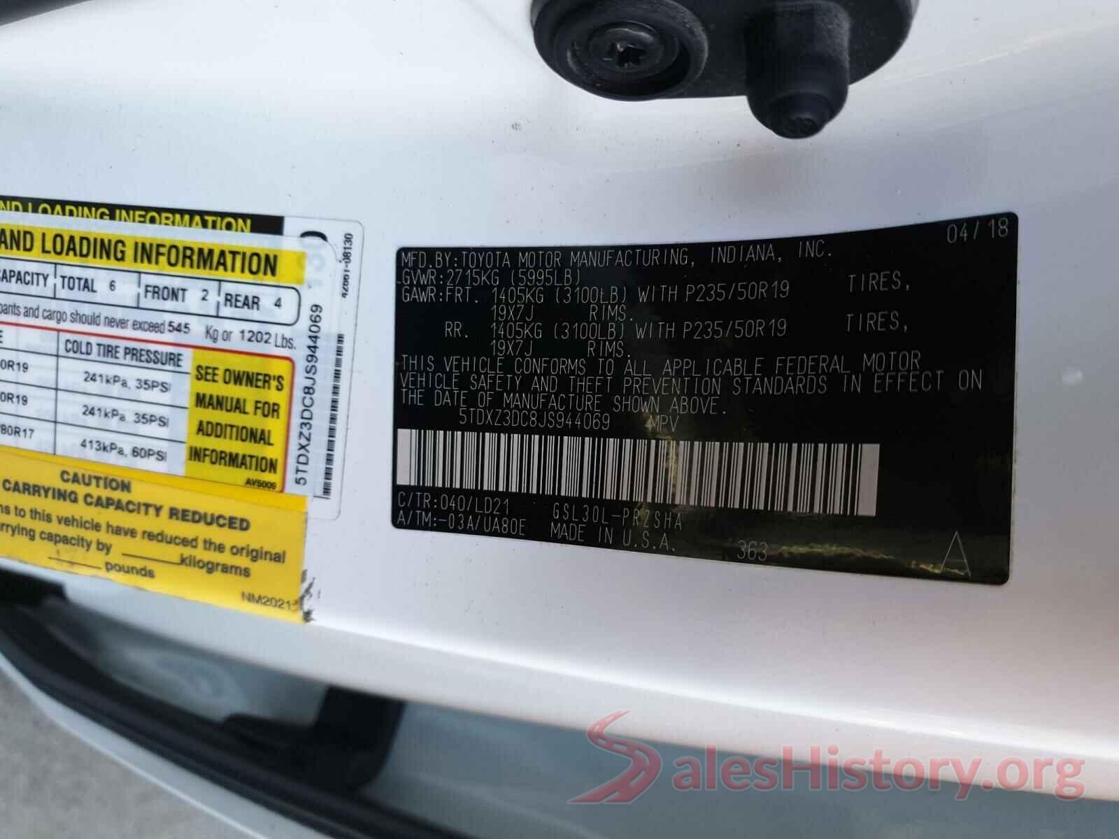 5TDXZ3DC8JS944069 2018 TOYOTA SIENNA