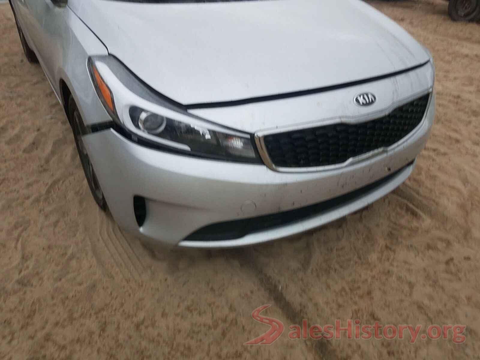 3KPFL4A79JE230598 2018 KIA FORTE