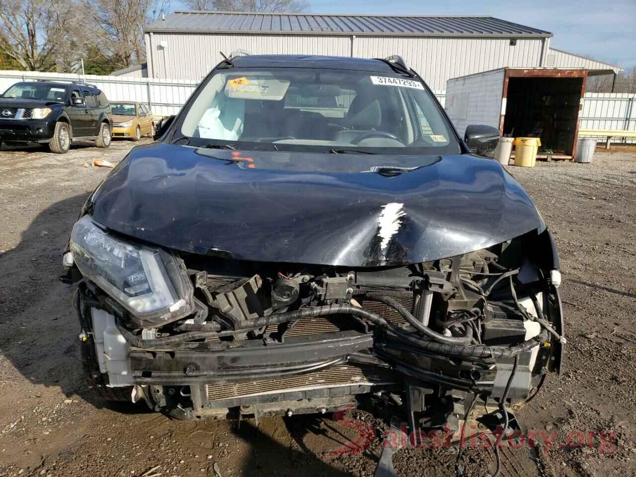 5N1AT2MT2JC801391 2018 NISSAN ROGUE