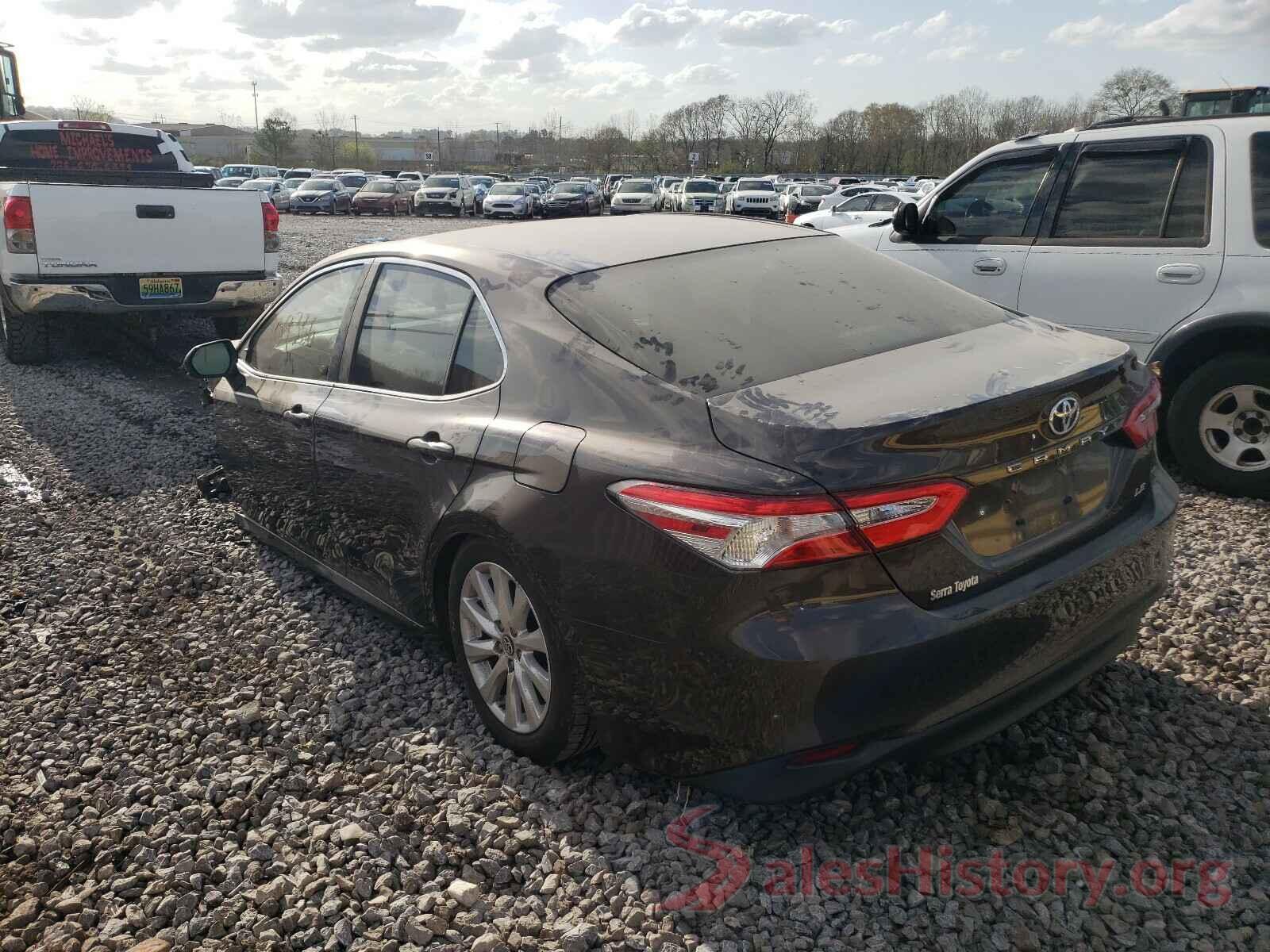 4T1B11HK4JU513050 2018 TOYOTA CAMRY