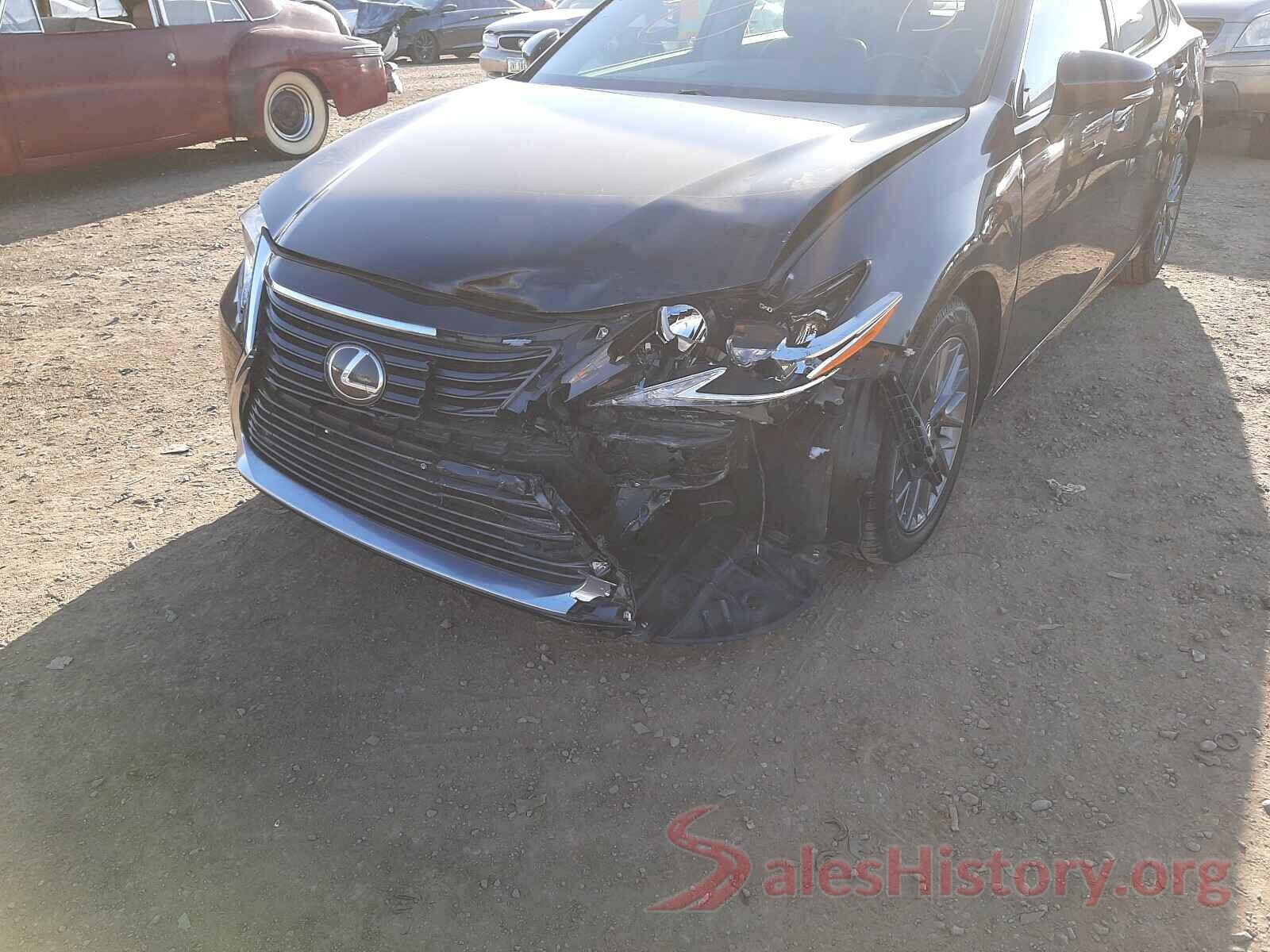 58ABK1GG5JU092121 2018 LEXUS ES350