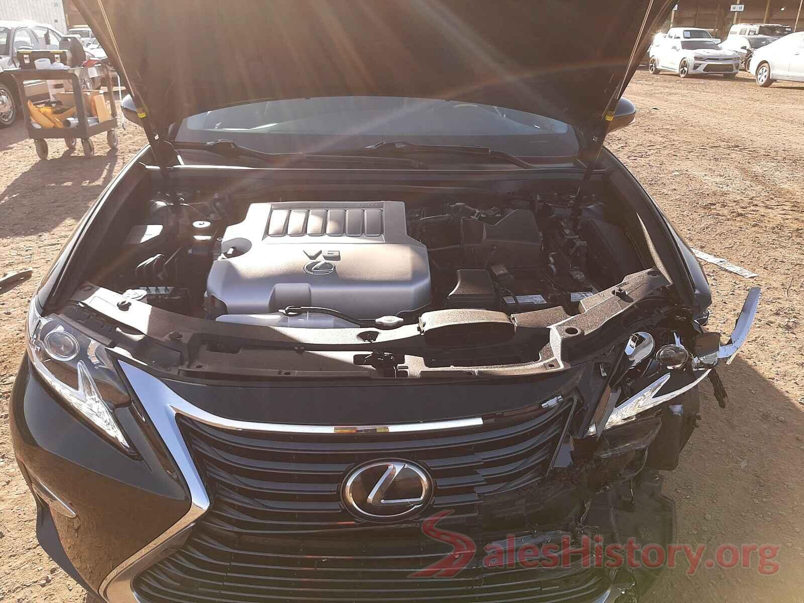 58ABK1GG5JU092121 2018 LEXUS ES350