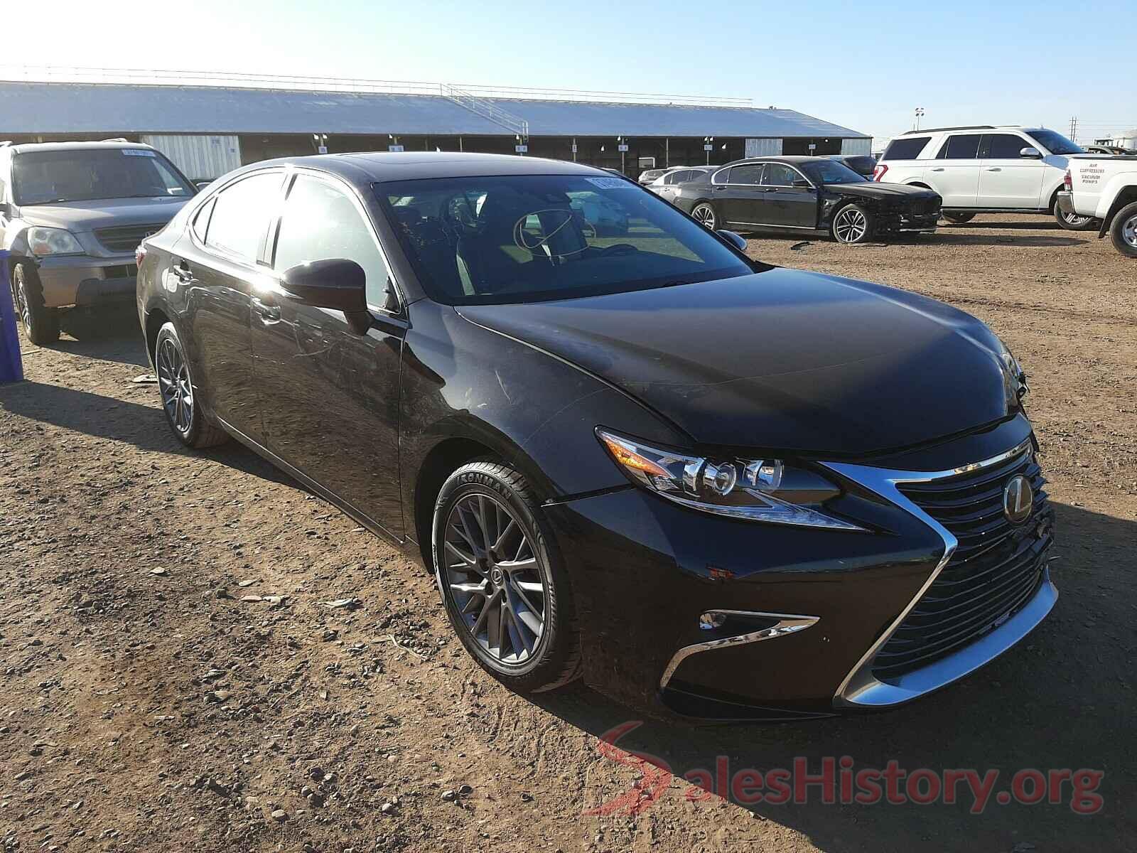 58ABK1GG5JU092121 2018 LEXUS ES350