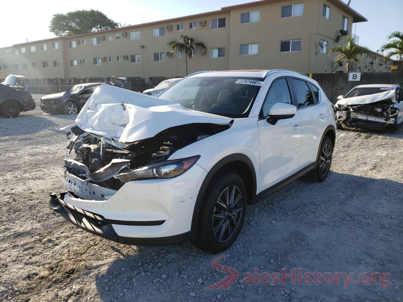 JM3KFACM1J1375944 2018 MAZDA CX-5