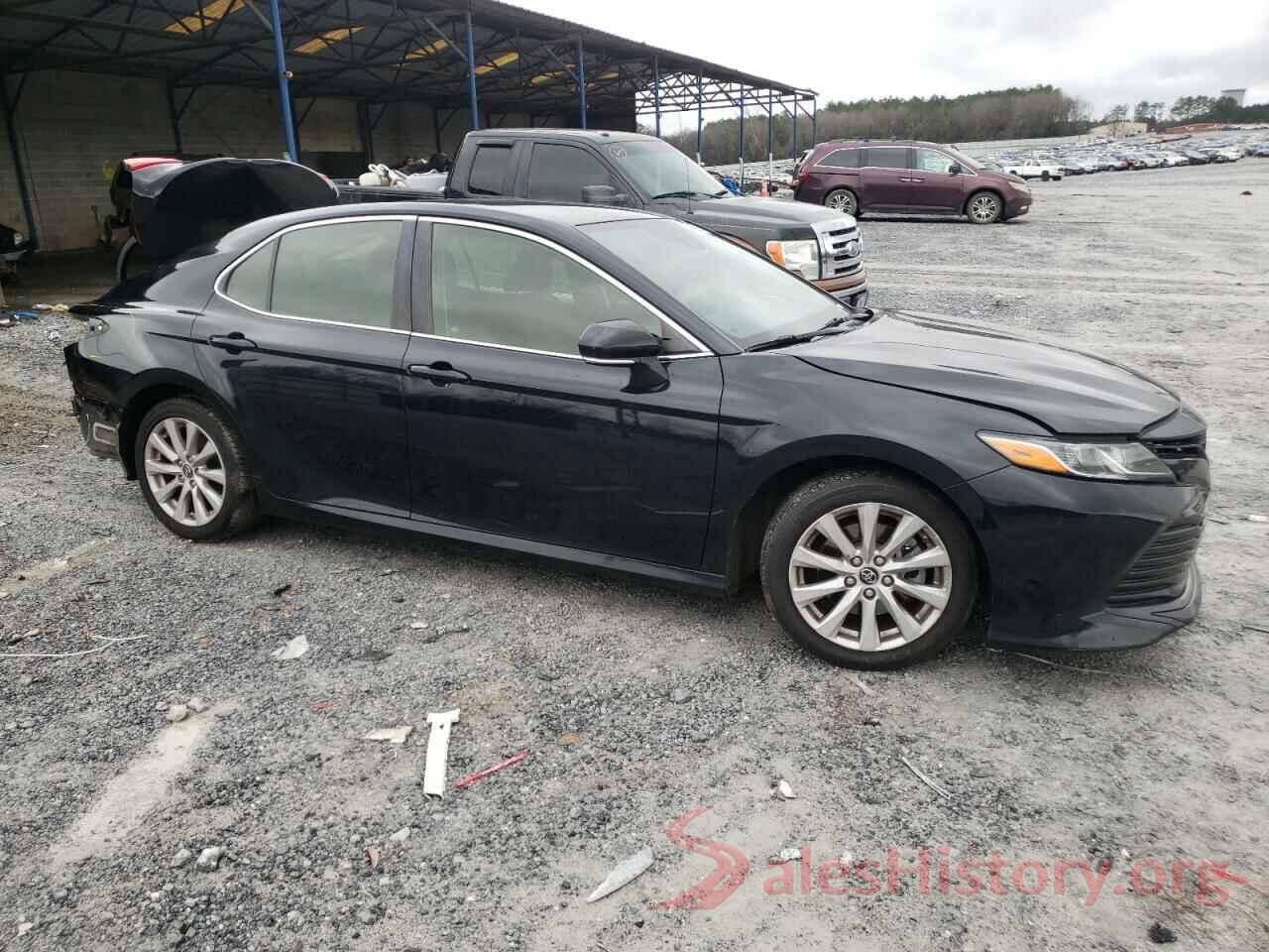 JTNB11HK4J3003819 2018 TOYOTA CAMRY