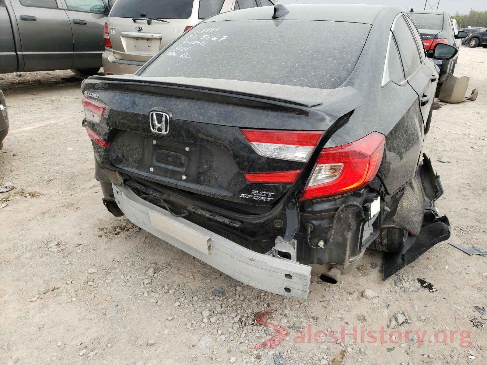 1HGCV2F35JA048120 2018 HONDA ACCORD