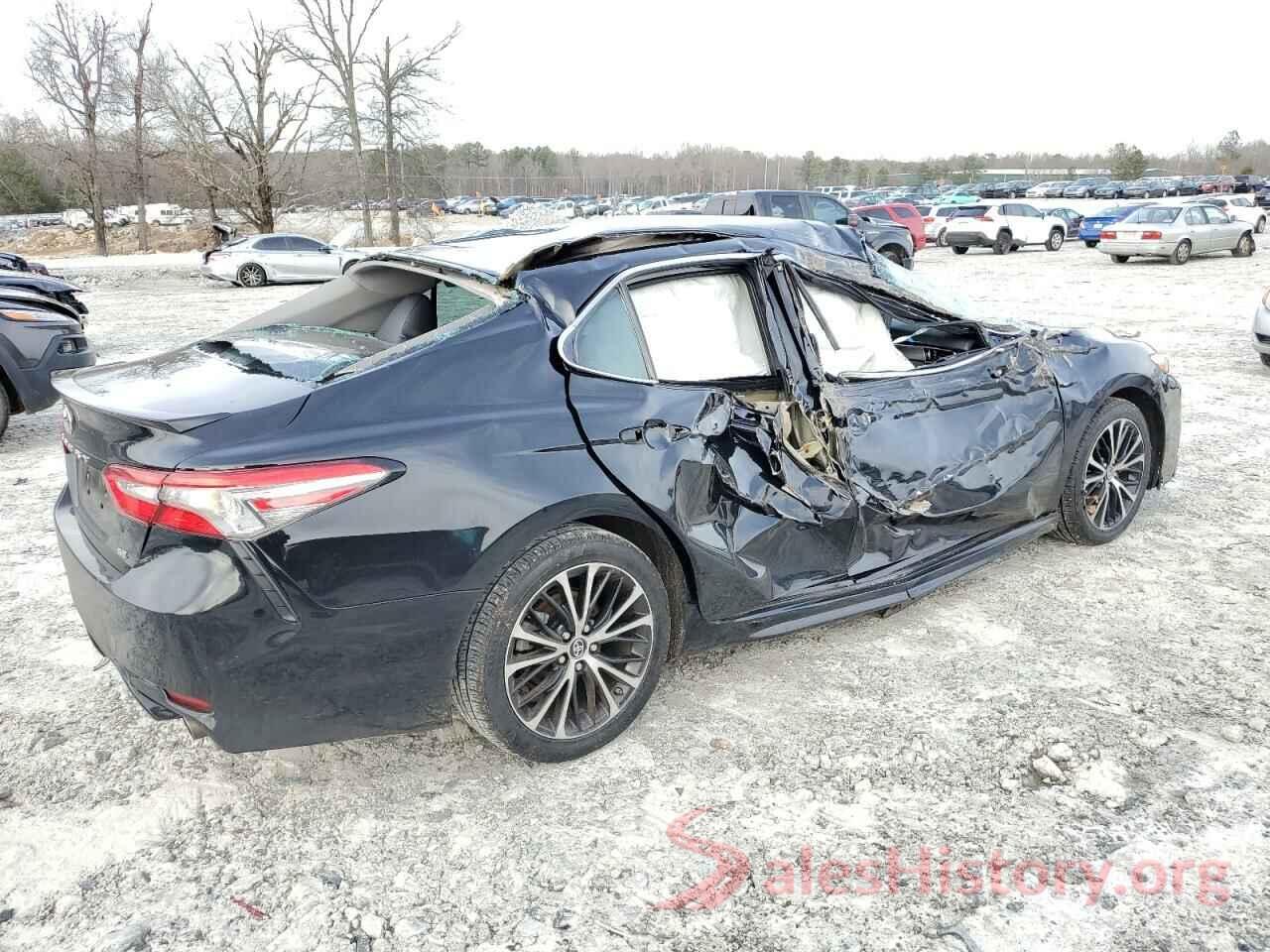 4T1B11HK9JU105465 2018 TOYOTA CAMRY