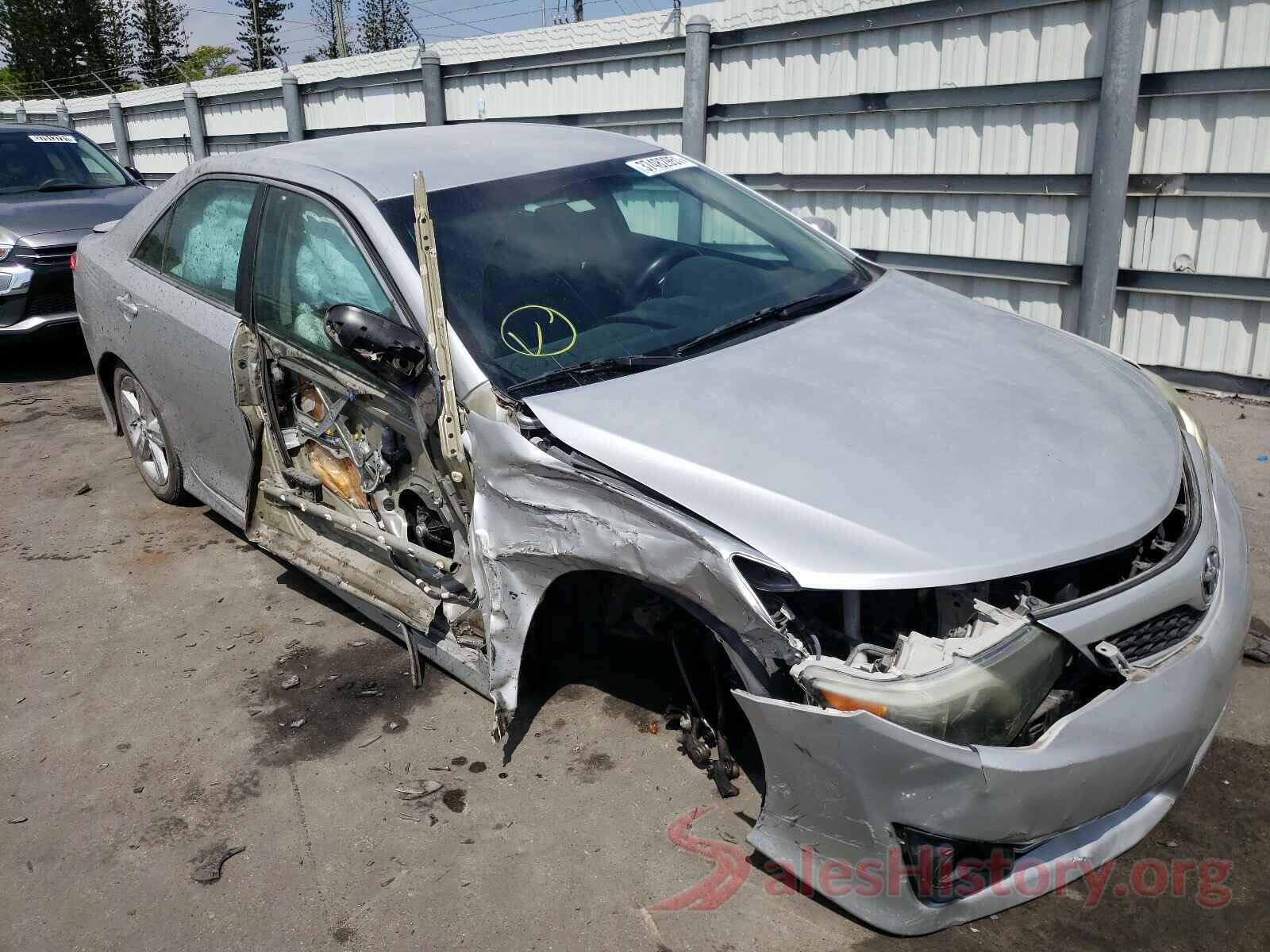 4T1BF1FKXEU358207 2014 TOYOTA CAMRY