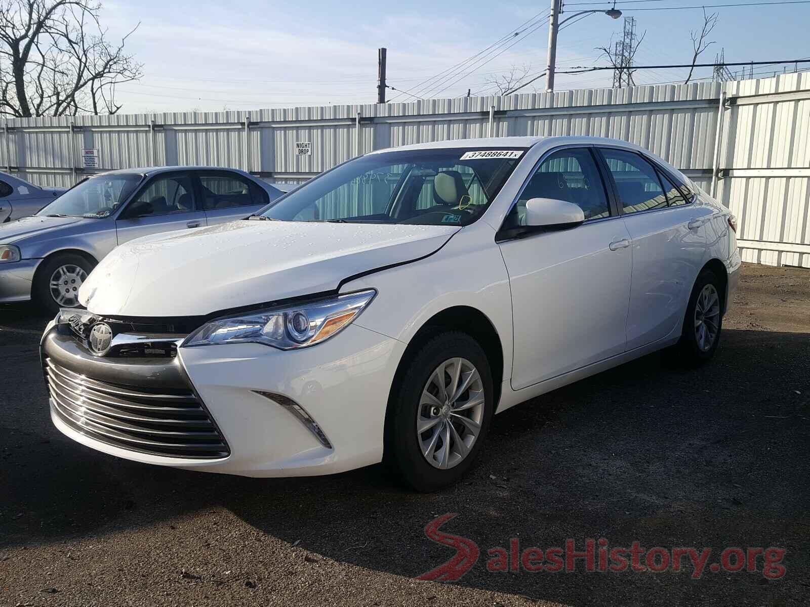 4T4BF1FKXGR576057 2016 TOYOTA CAMRY