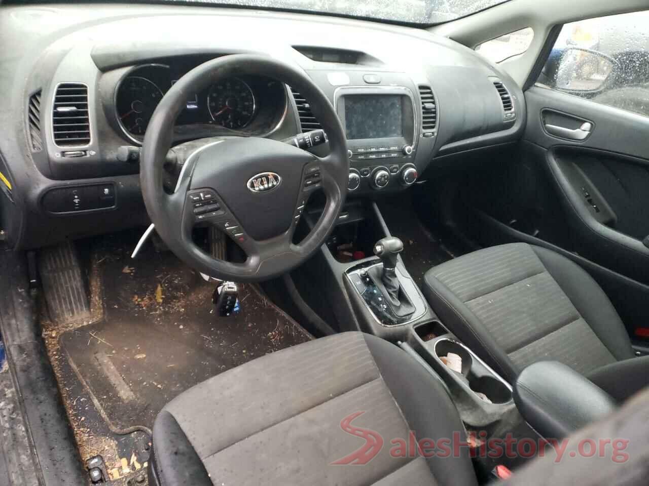 3KPFL4A71JE261795 2018 KIA FORTE