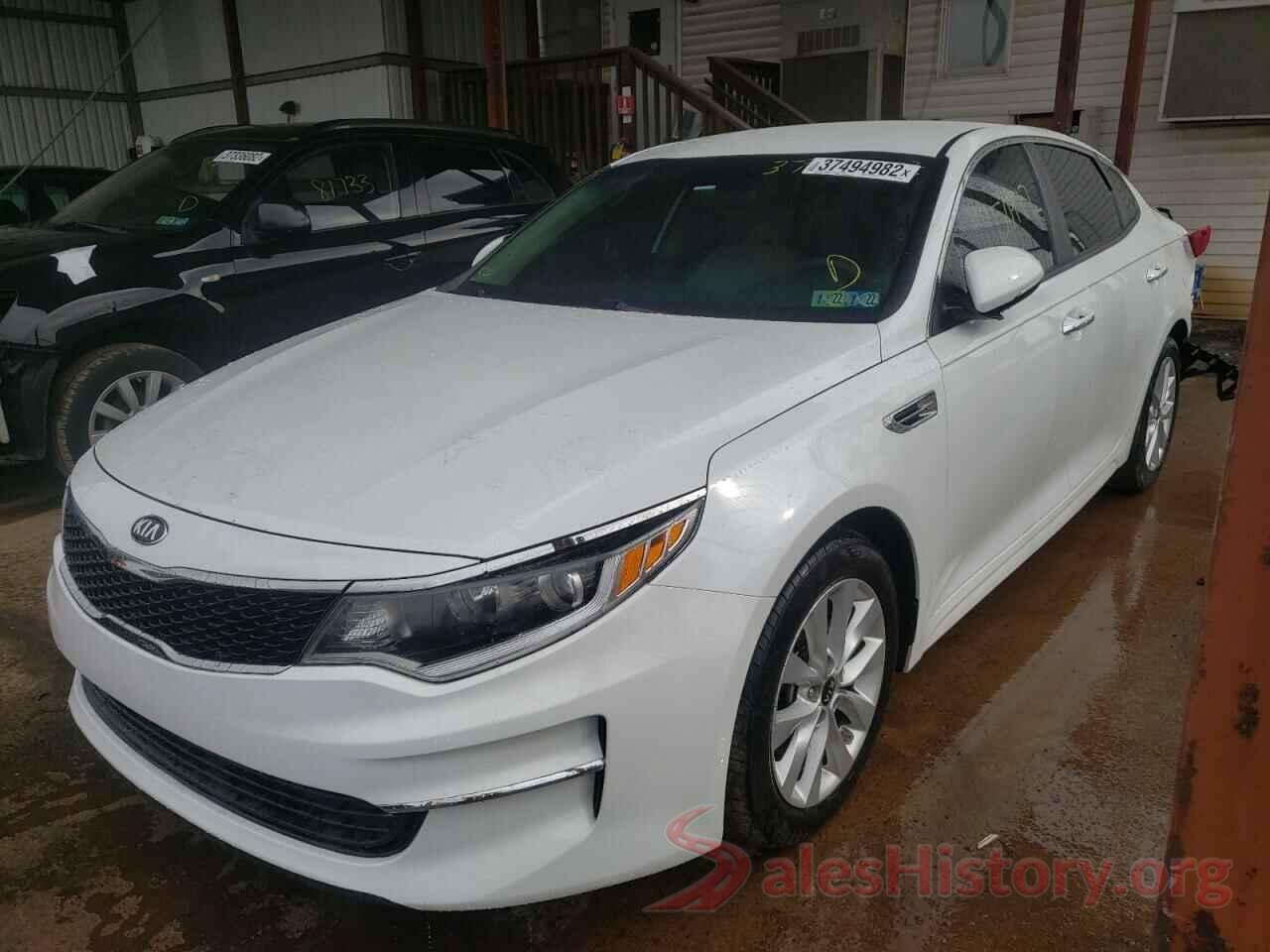 5XXGT4L30JG263303 2018 KIA OPTIMA