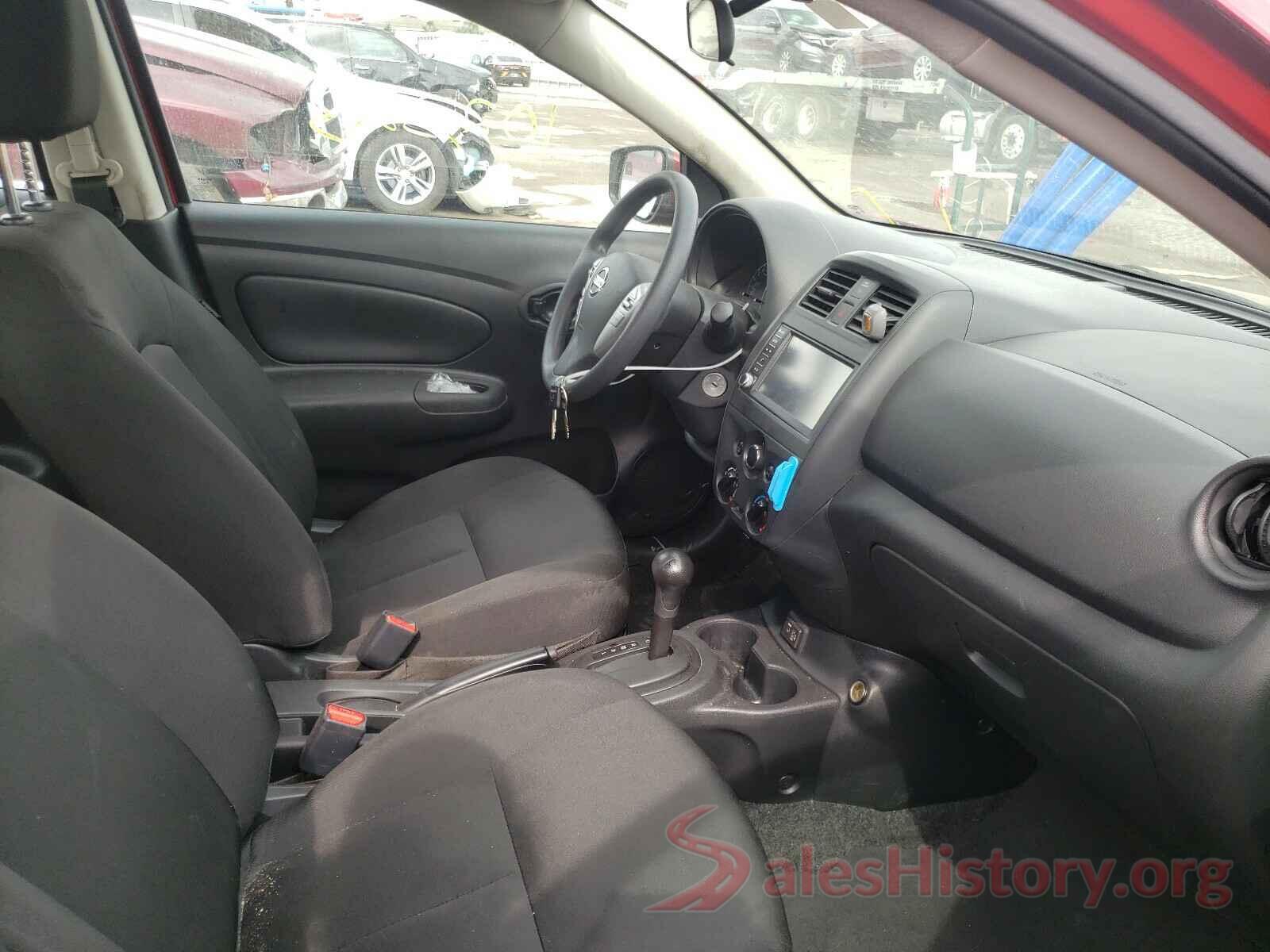 3N1CN7AP1KL829543 2019 NISSAN VERSA