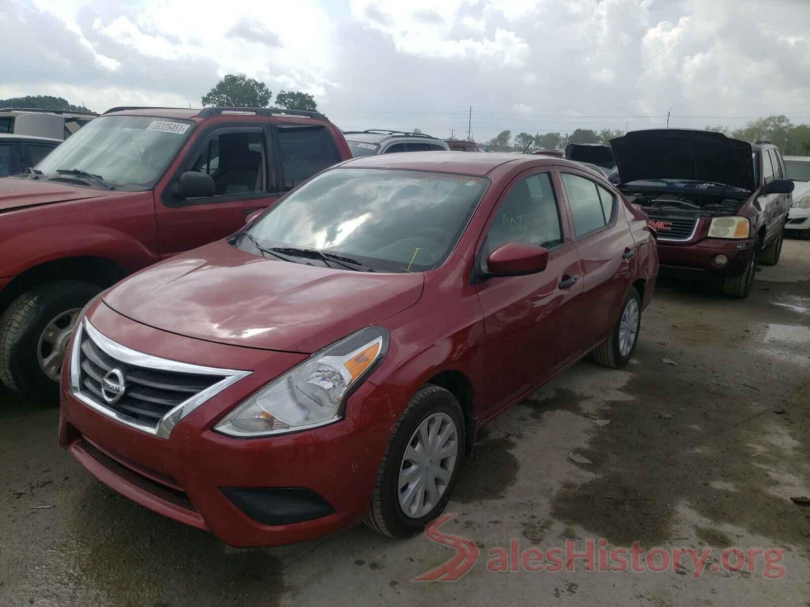 3N1CN7AP1KL829543 2019 NISSAN VERSA