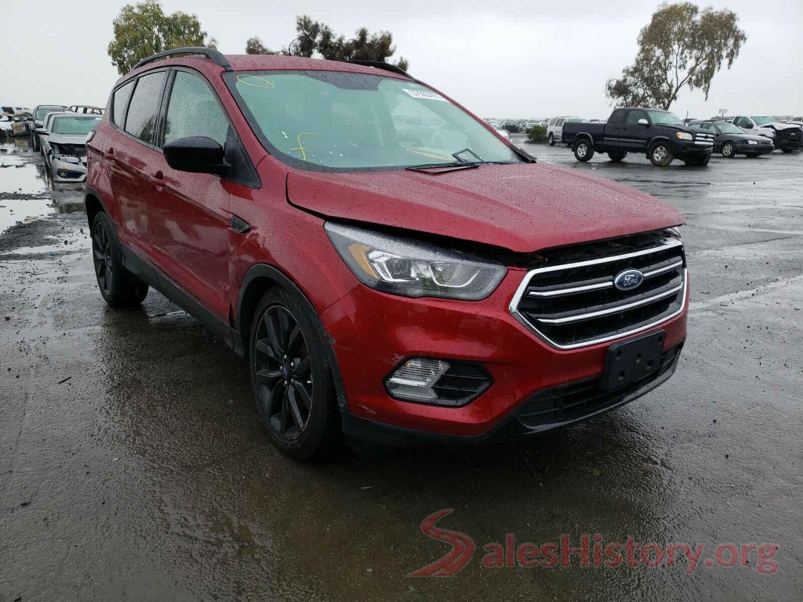 1FMCU0GD4JUD22303 2018 FORD ESCAPE