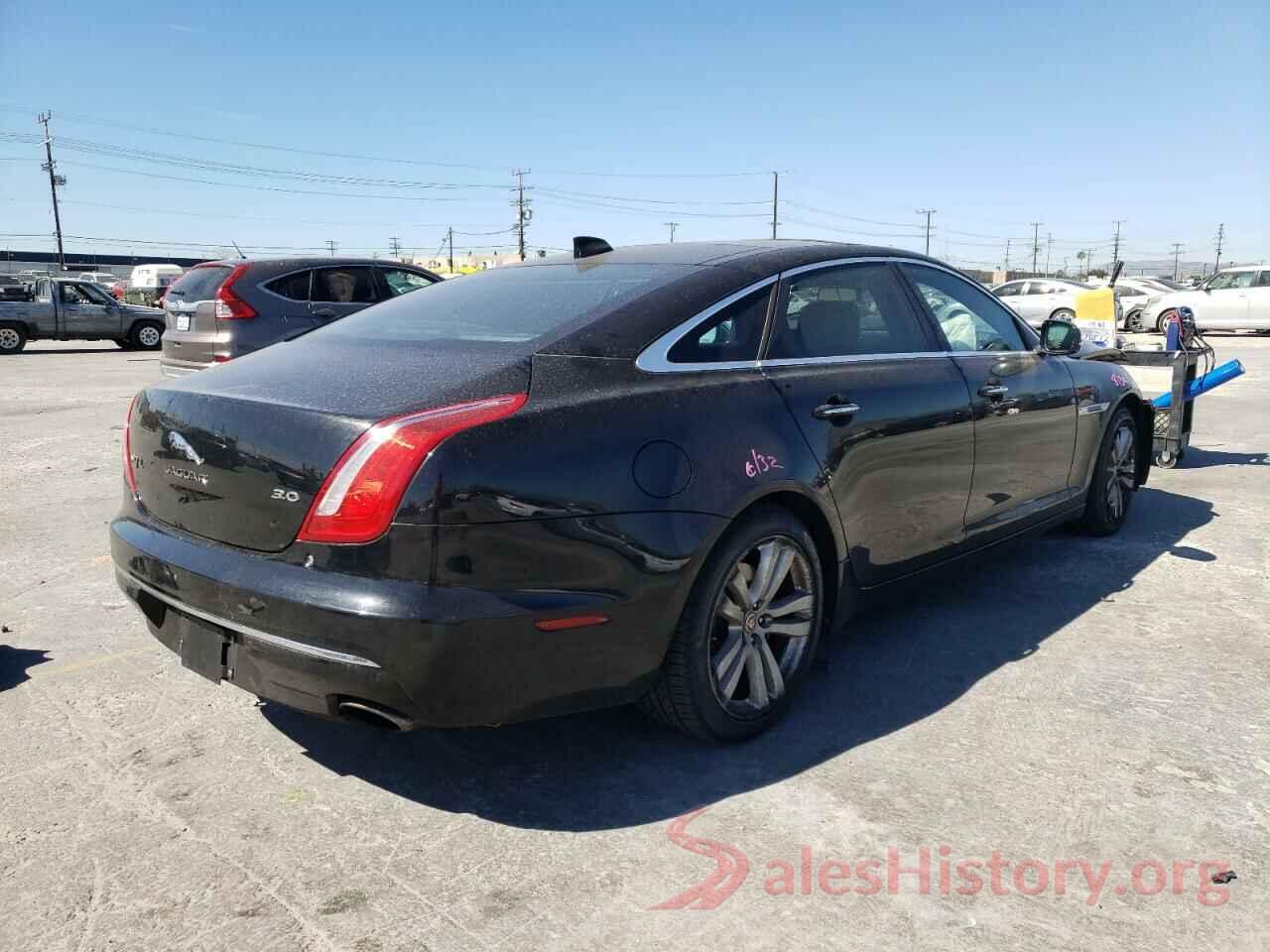 SAJWA2G72H8W08428 2017 JAGUAR XJ