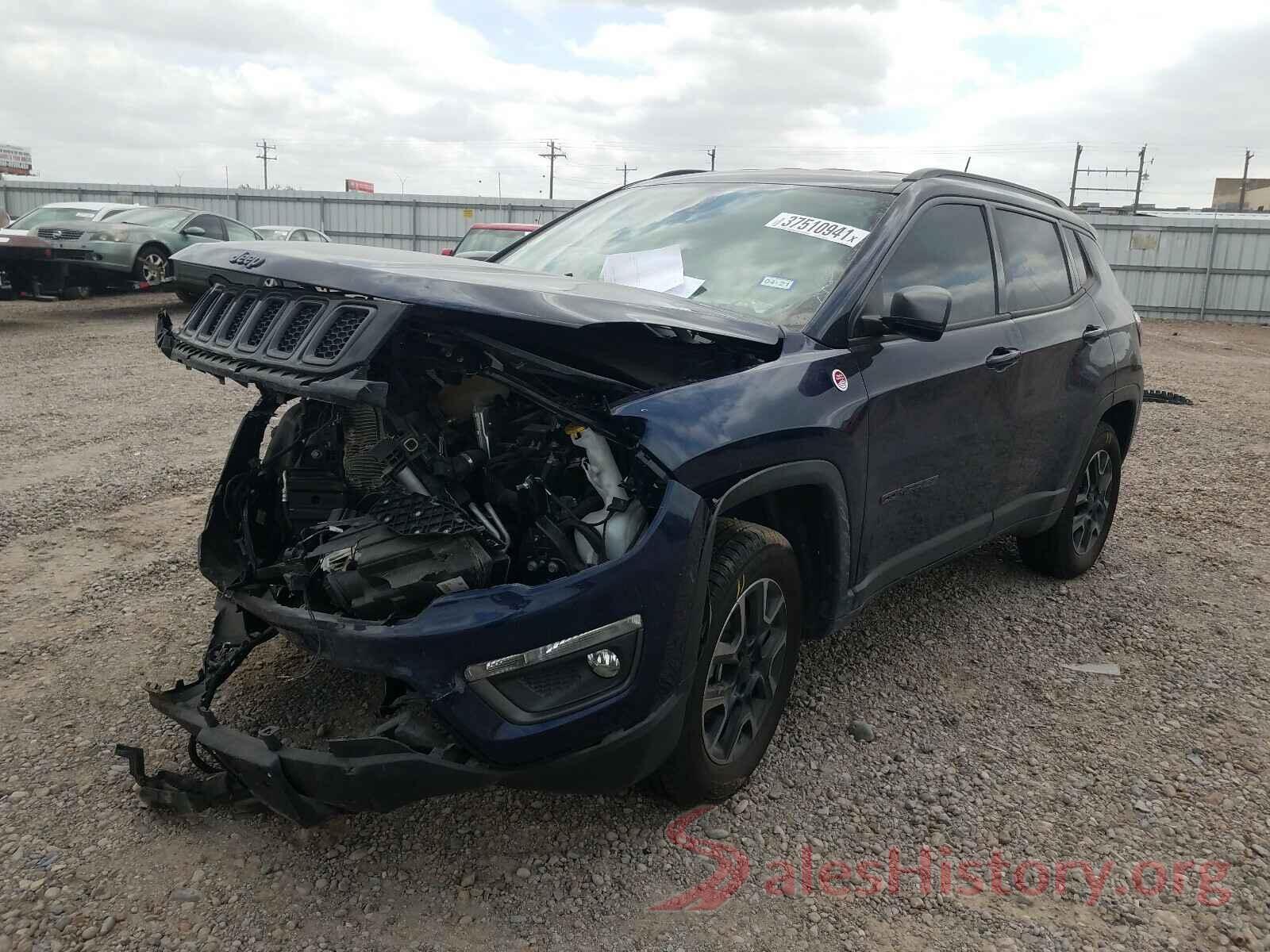 3C4NJDDBXKT723186 2019 JEEP COMPASS