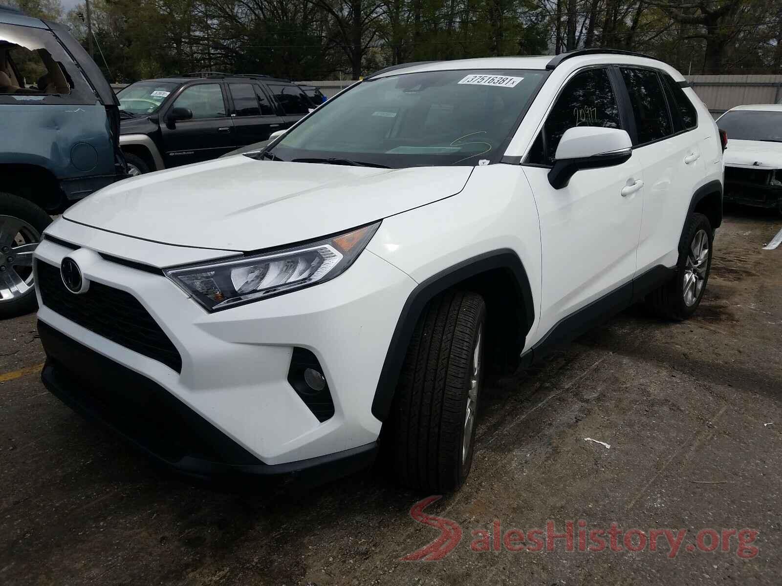 2T3C1RFV8KC020868 2019 TOYOTA RAV4