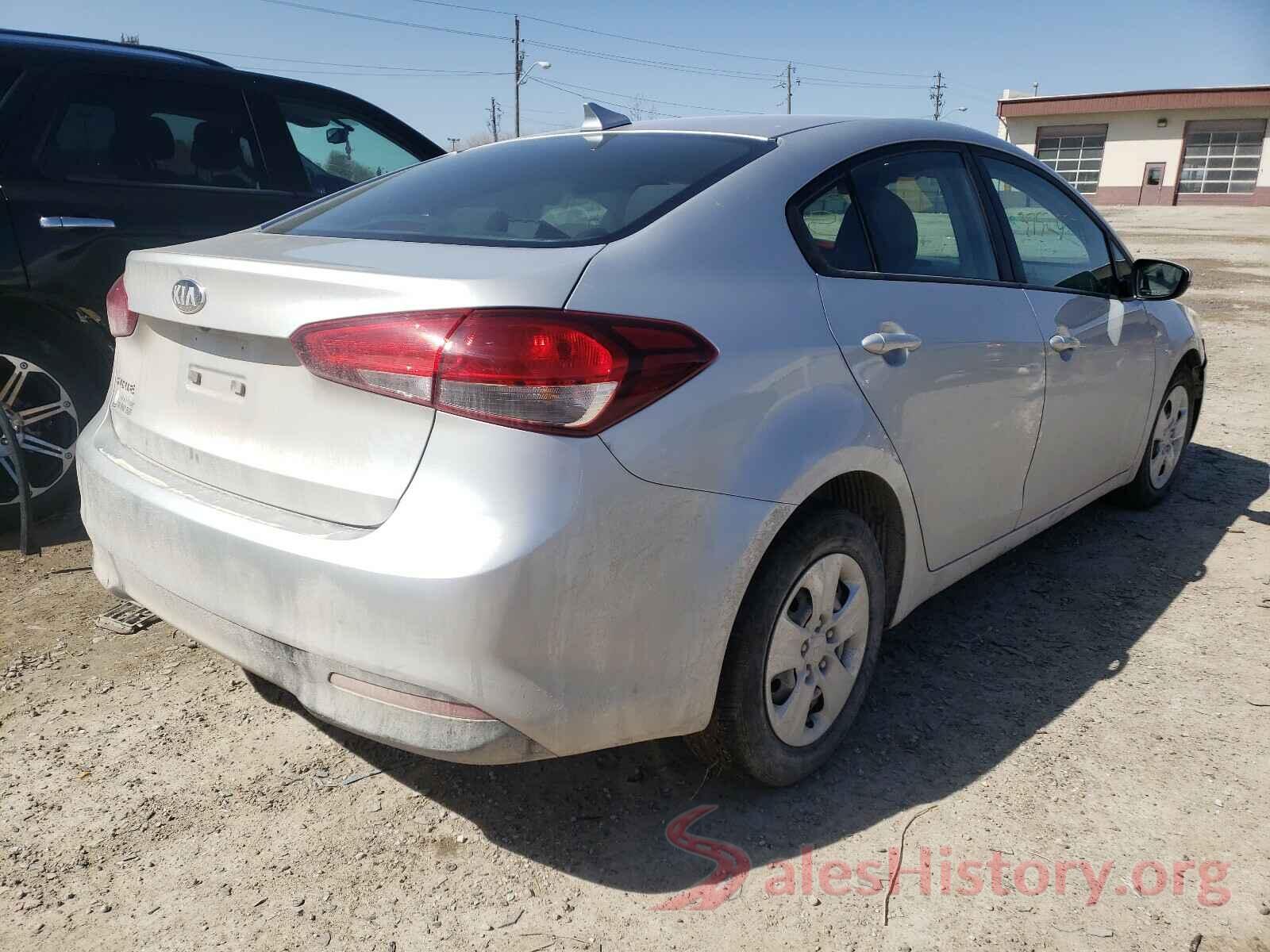 3KPFL4A72JE218390 2018 KIA FORTE