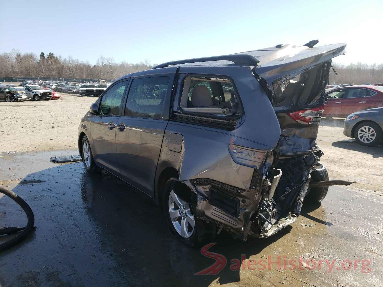 5TDKZ3DC5HS773768 2017 TOYOTA SIENNA