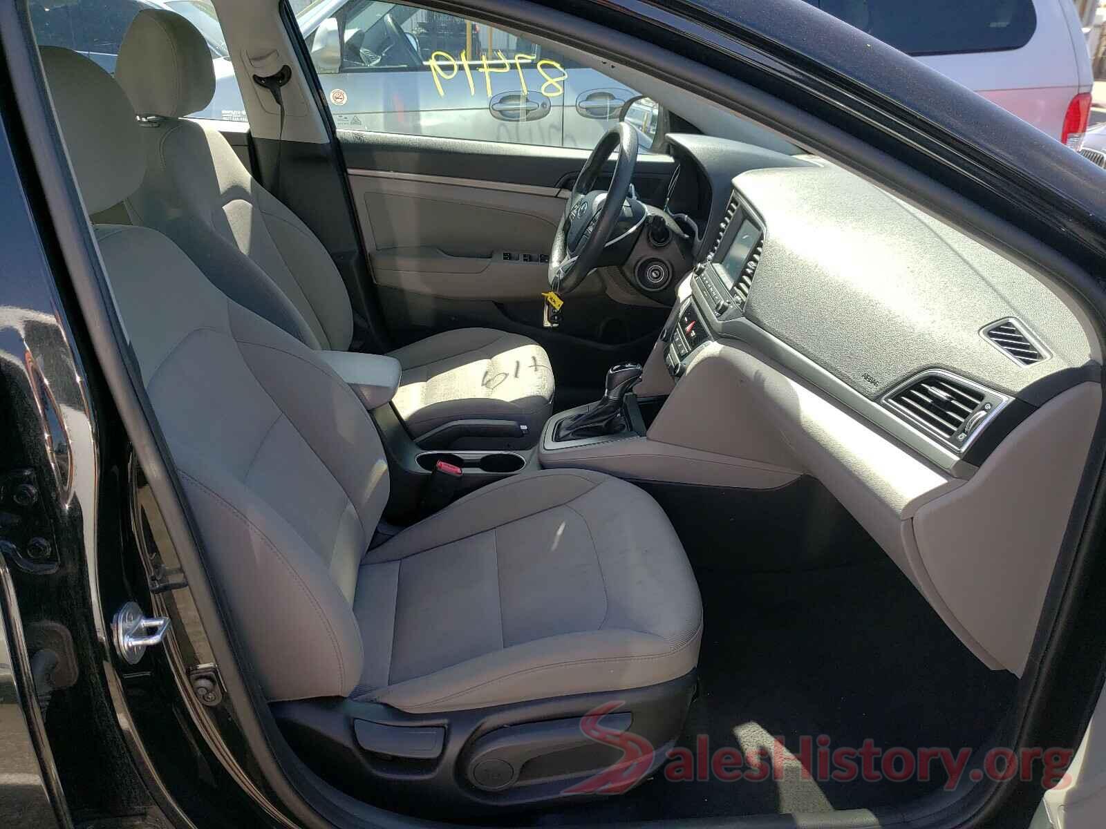 5NPD84LF4JH308200 2018 HYUNDAI ELANTRA