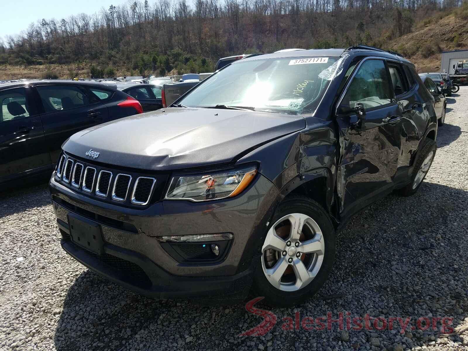 3C4NJDBB0JT115498 2018 JEEP COMPASS